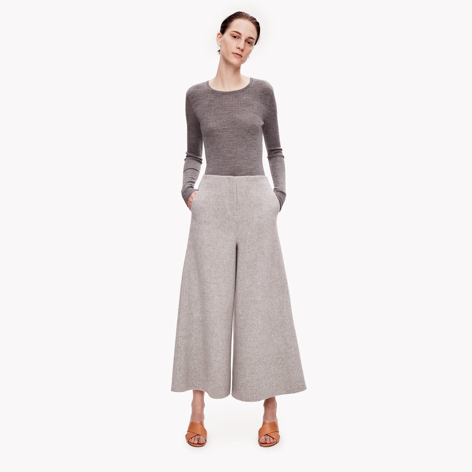Slim-Fit Sweater in Merino Wool
