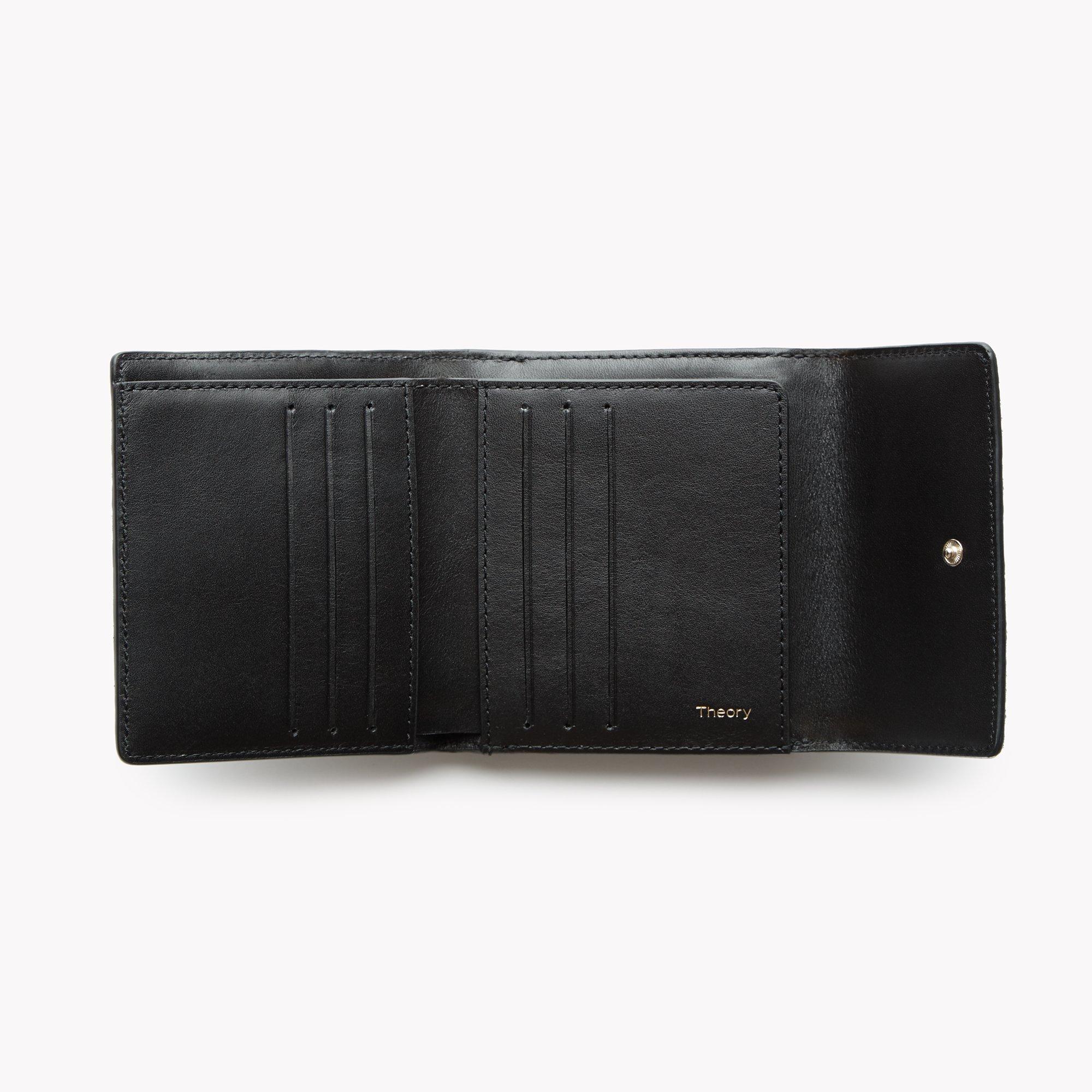 Small Wallet with Flap in Braided Calf Hair