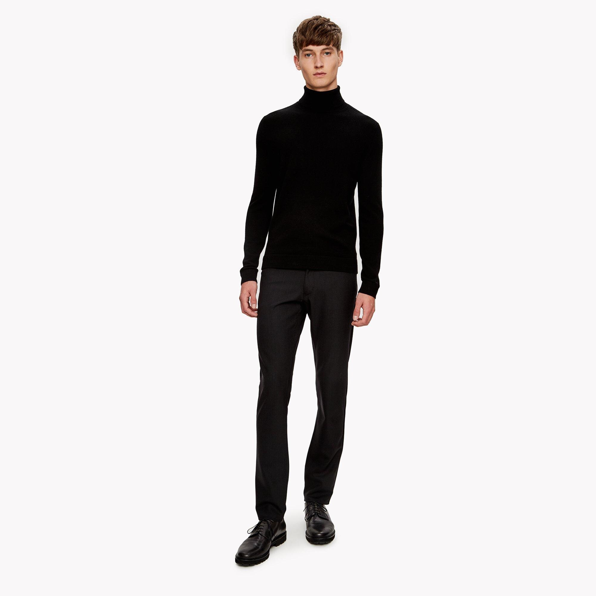 Luxe Cashmere Turtleneck