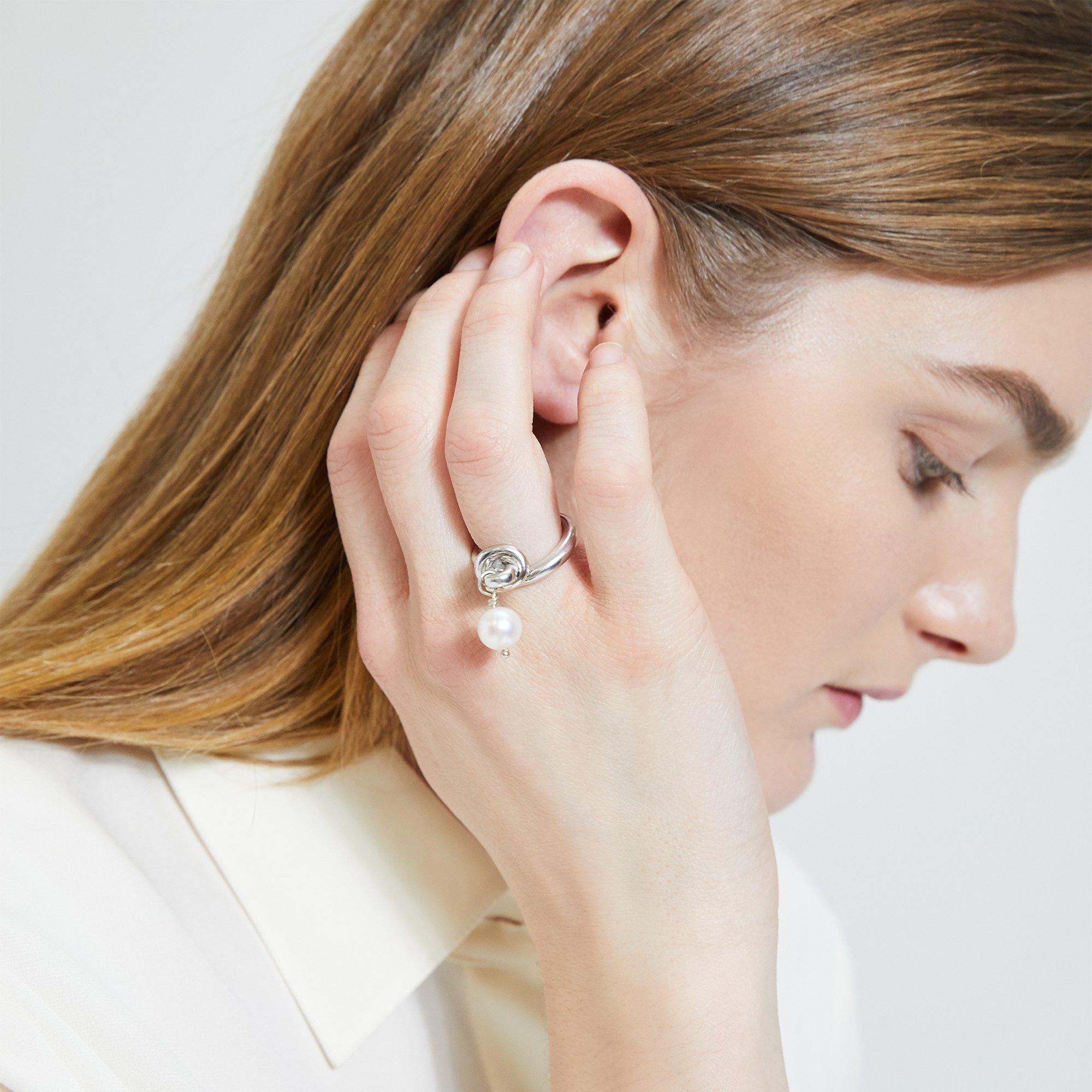 Ileana Makri Knot Ring With Pearl