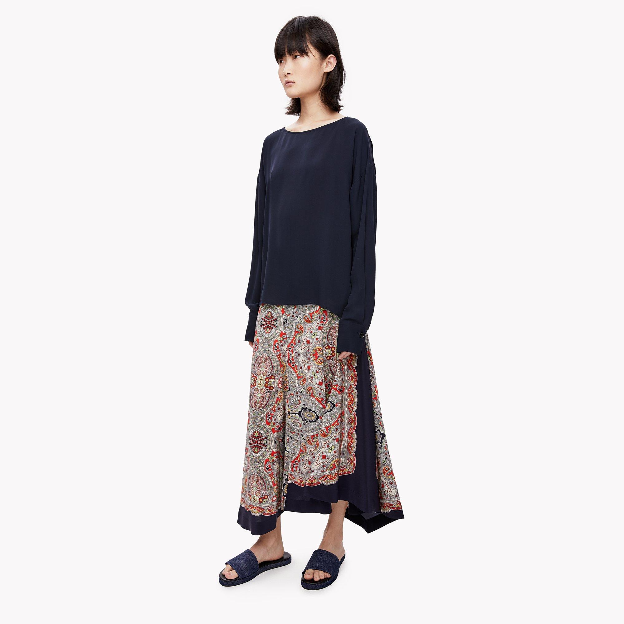 Oversized Back Button Blouse