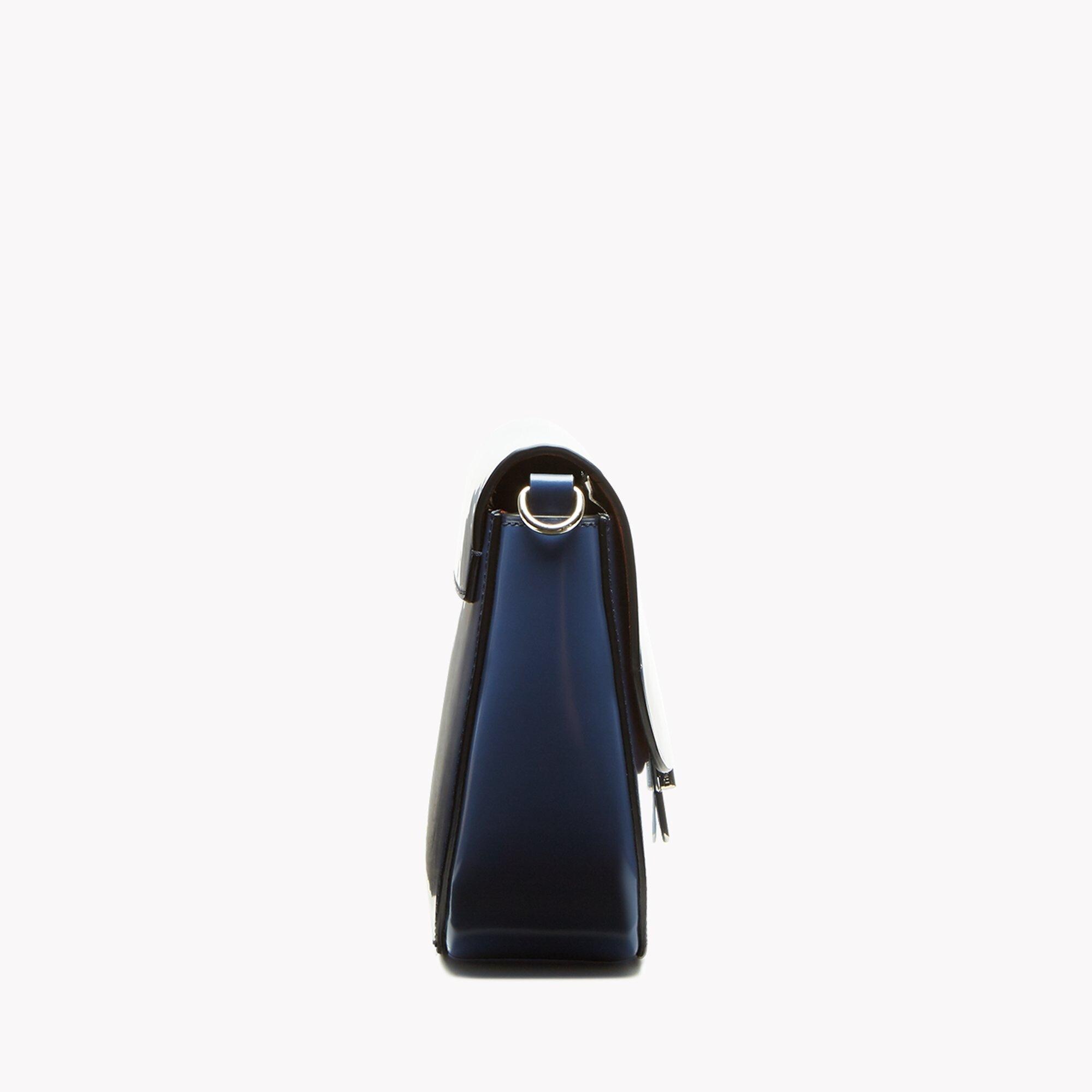 Perry Saddle Bag in Shiny Leather