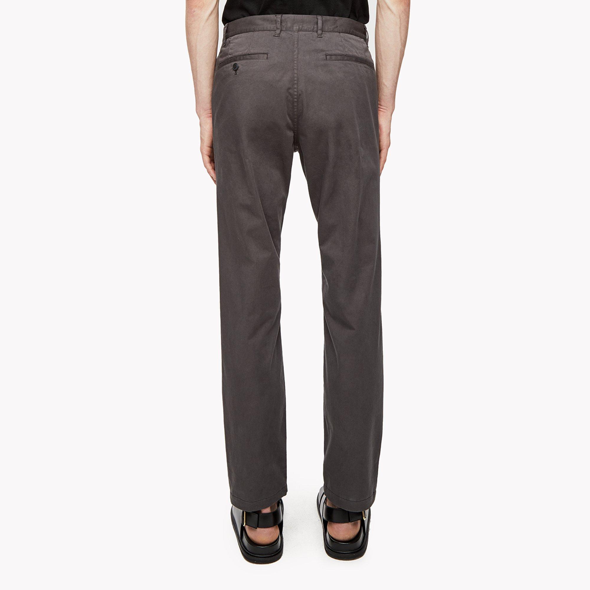 Soft Sateen Modern Chino