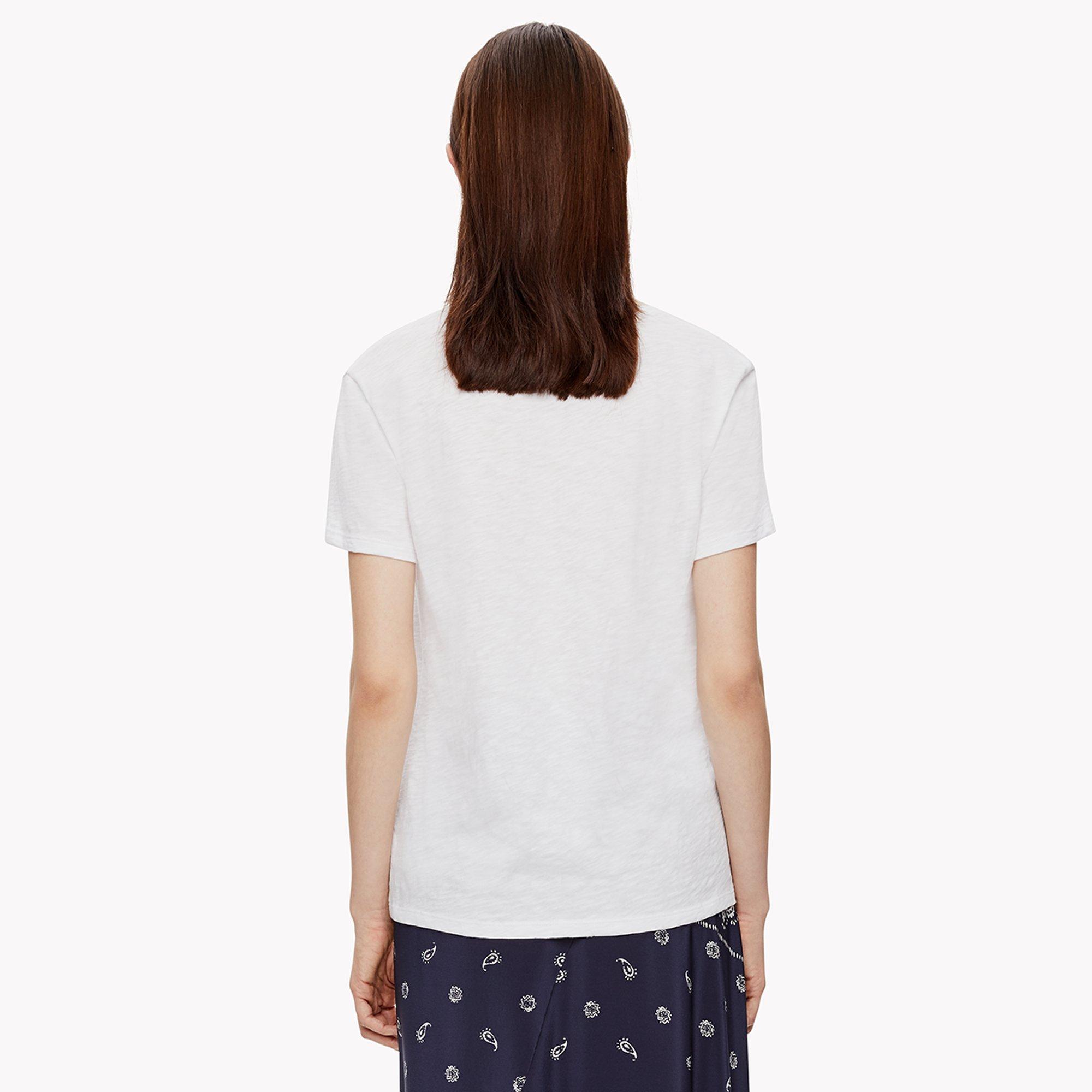 Easy V-Neck Tee
