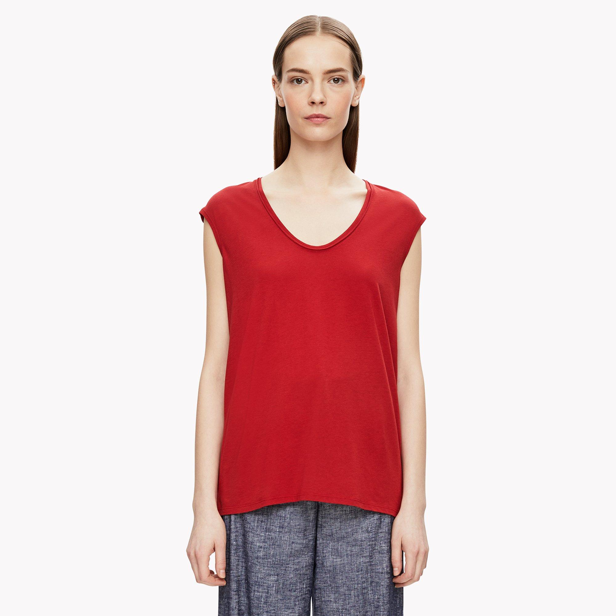 Scoop Neck Tee