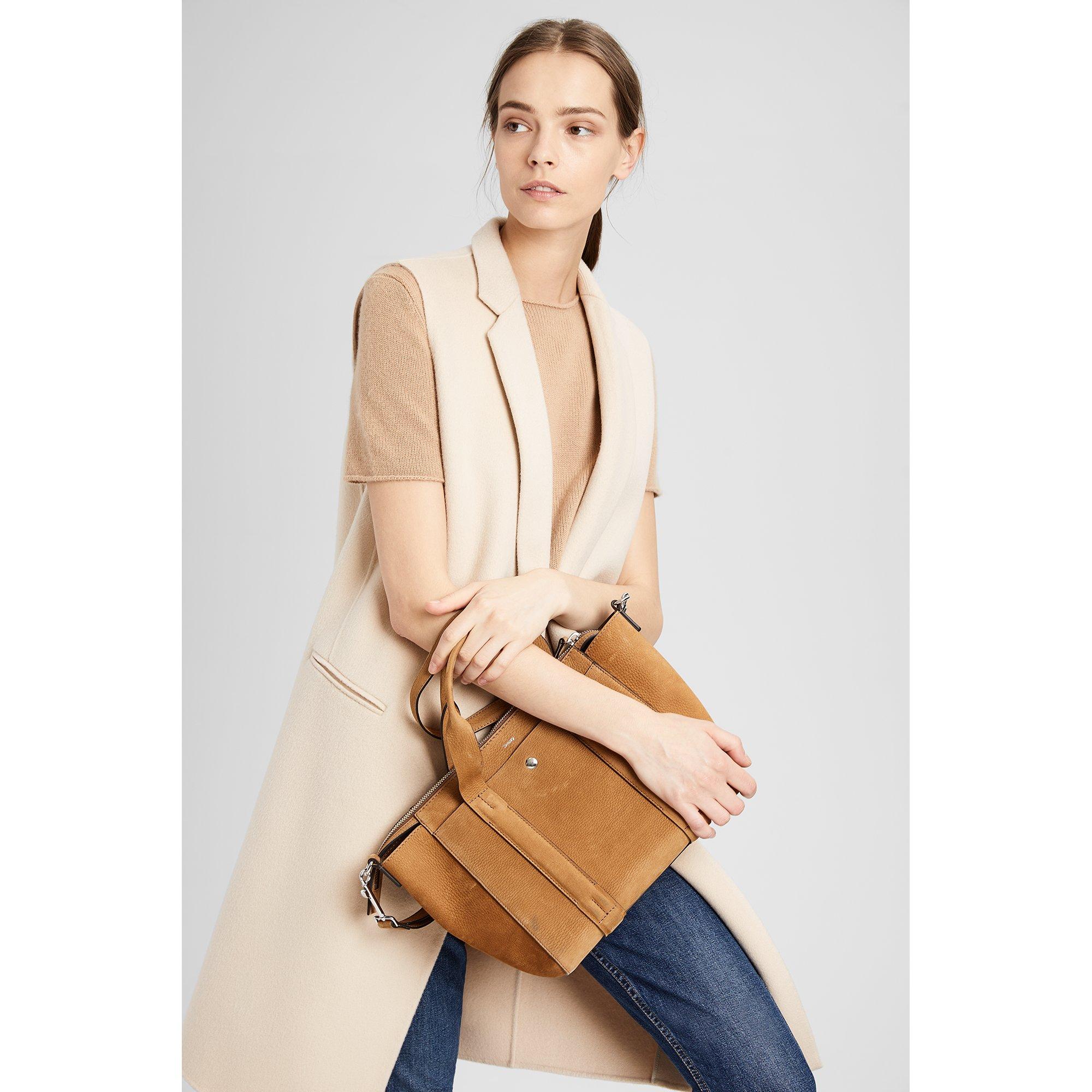 Double-Faced Essential Vest
