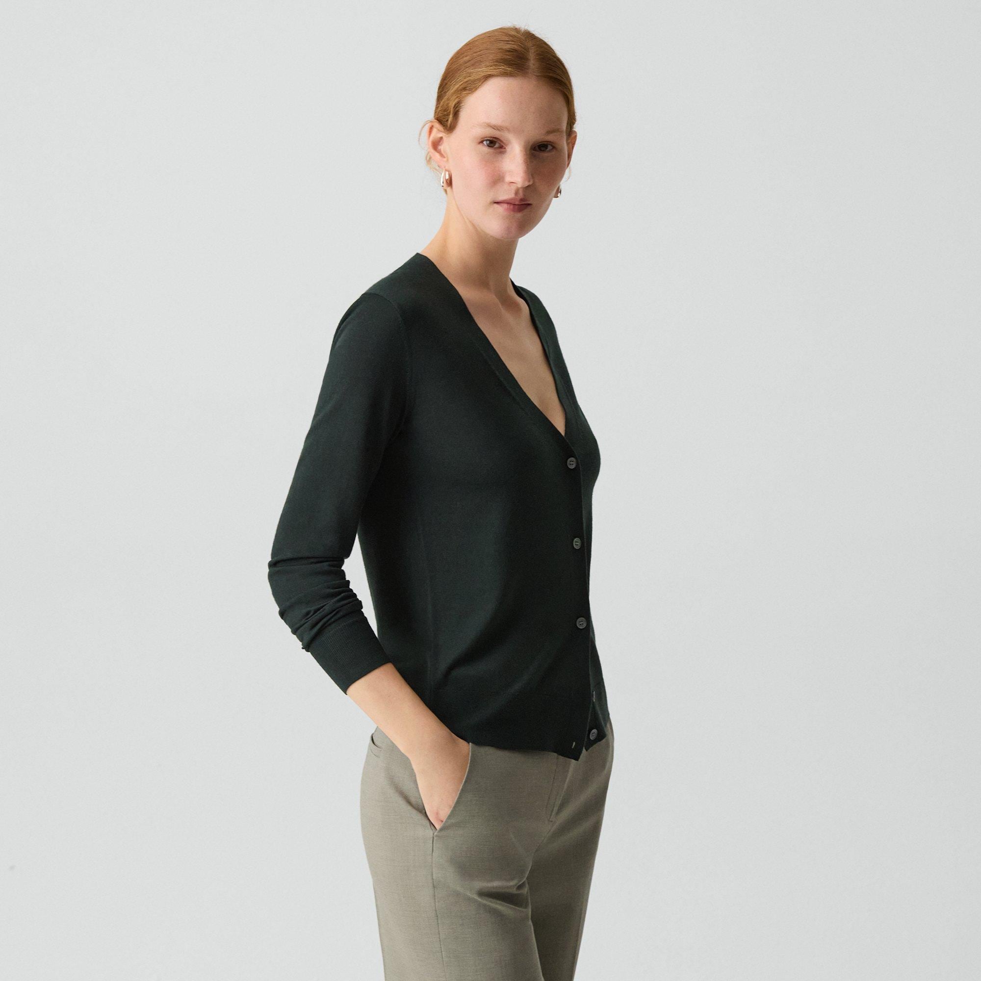 Cardigan &agrave; col V en laine Regal