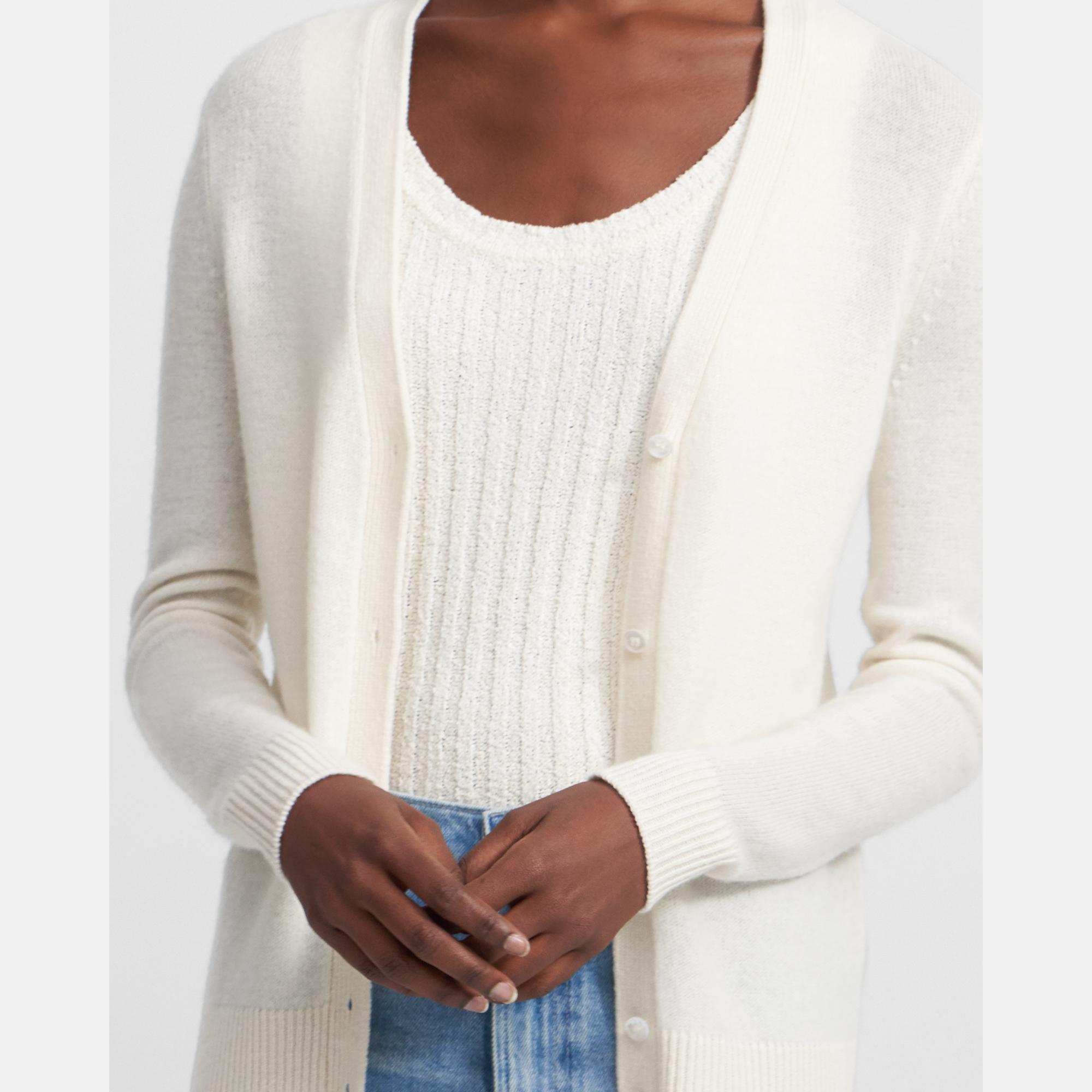 V-Neck Cardigan in Feather Cashmere