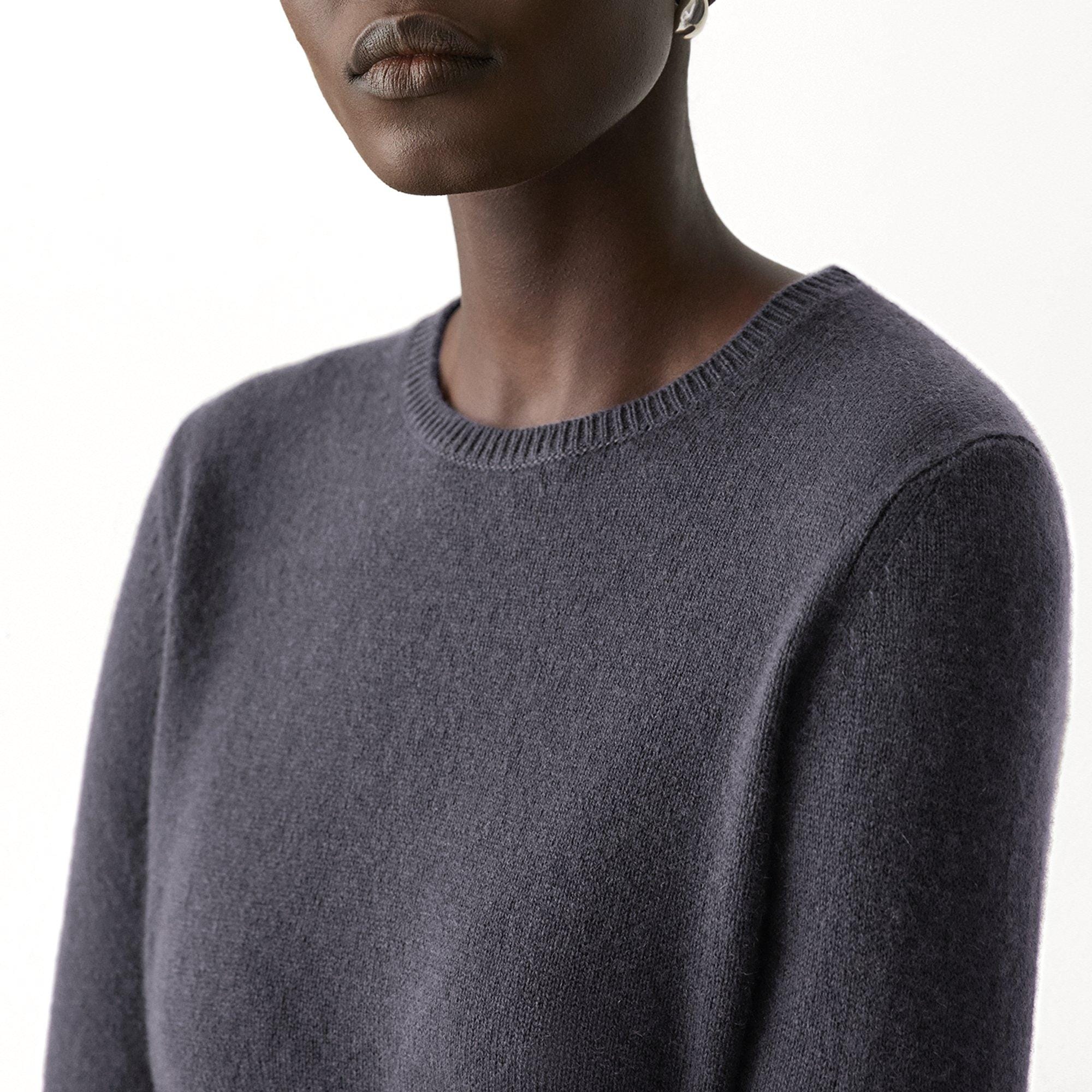 Crewneck Sweater in Feather Cashmere