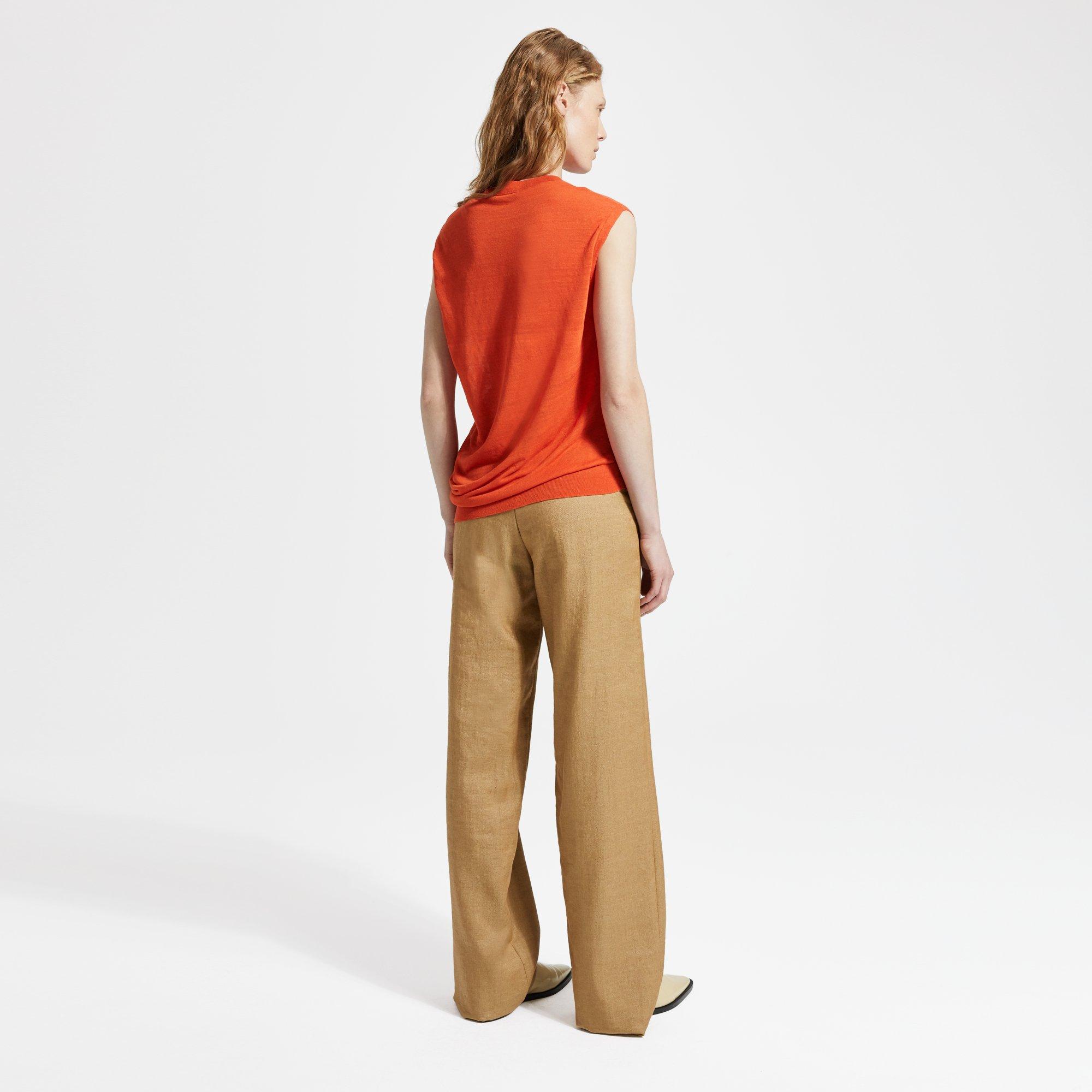 Asymmetric Shell Tank