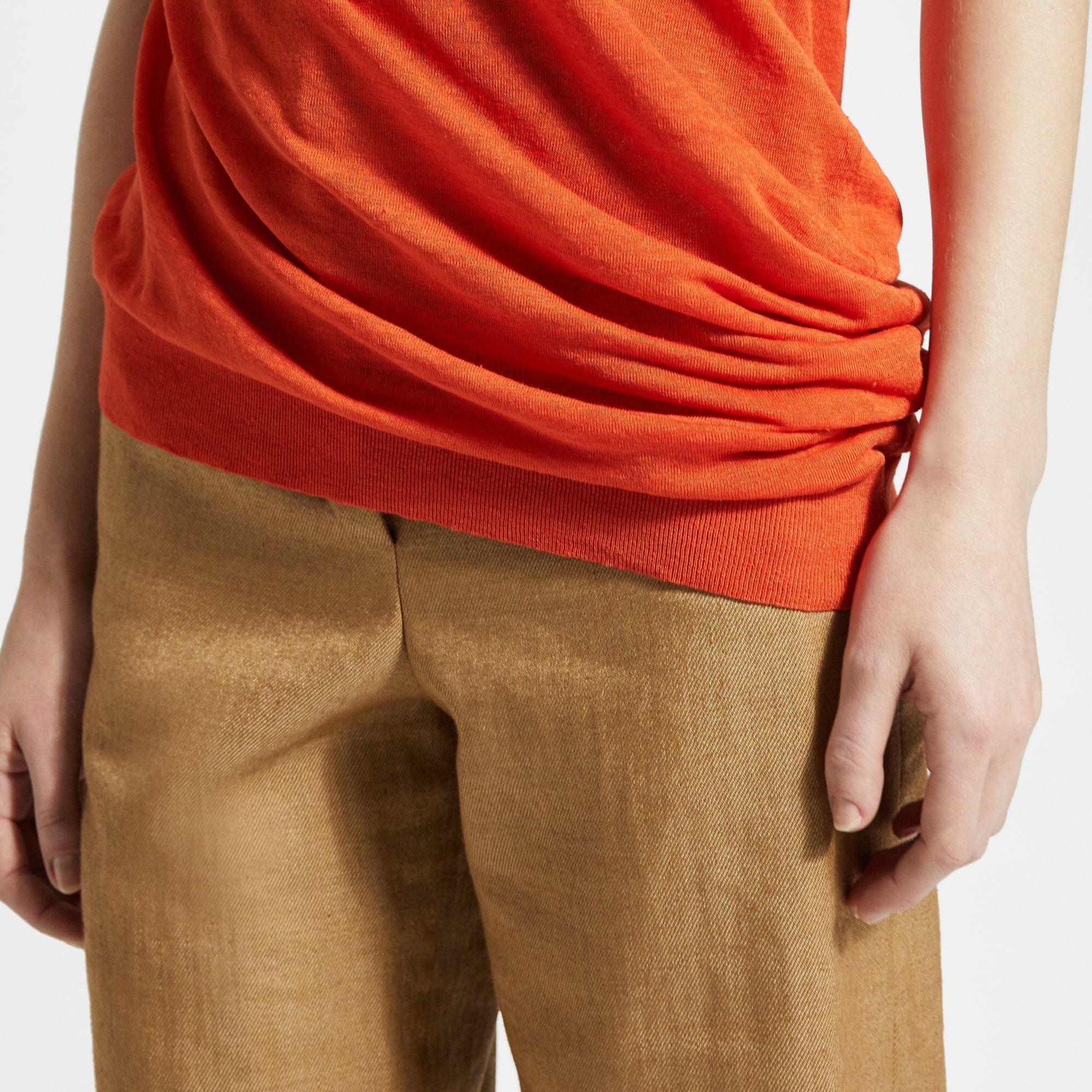 Asymmetric Shell Tank