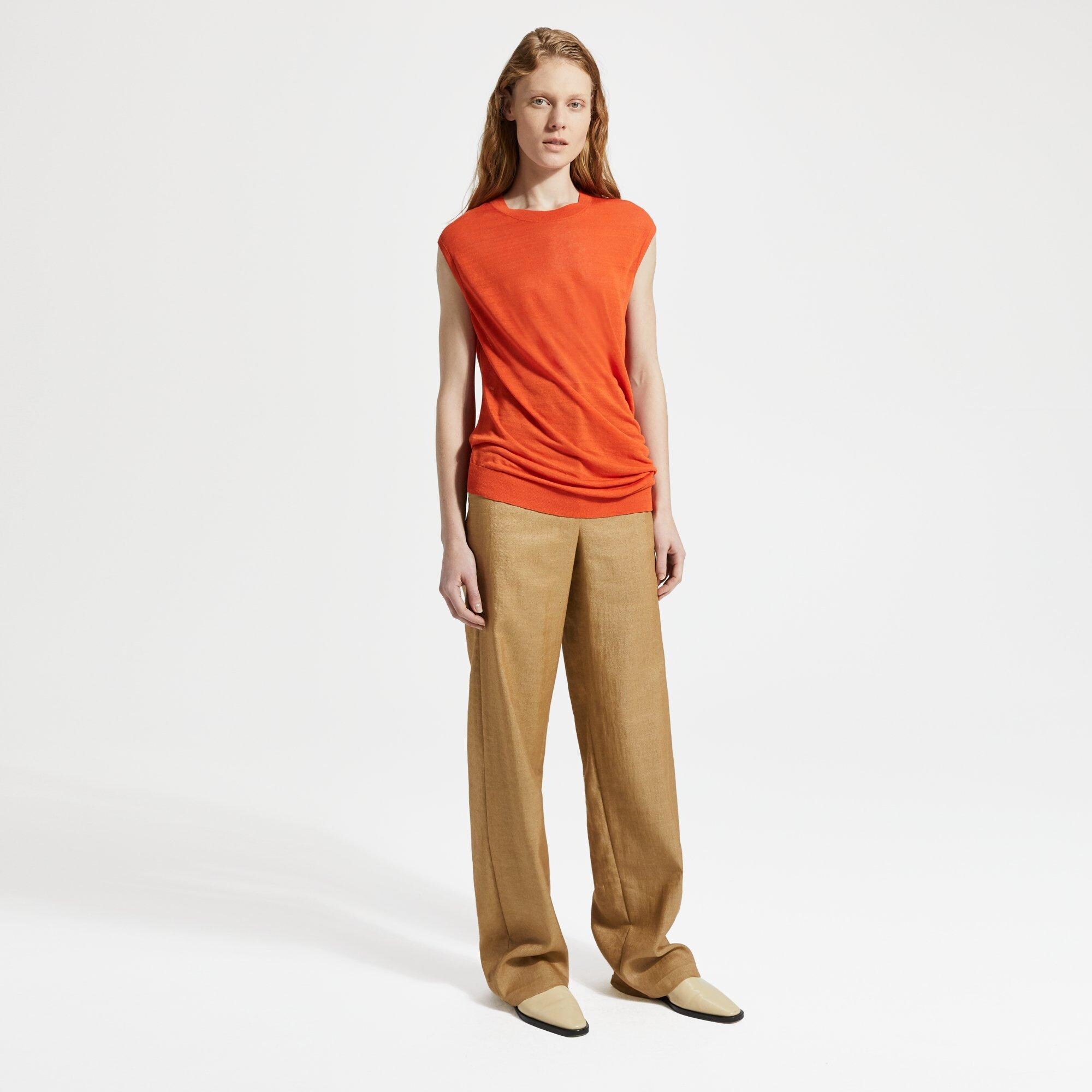 Asymmetric Shell Tank