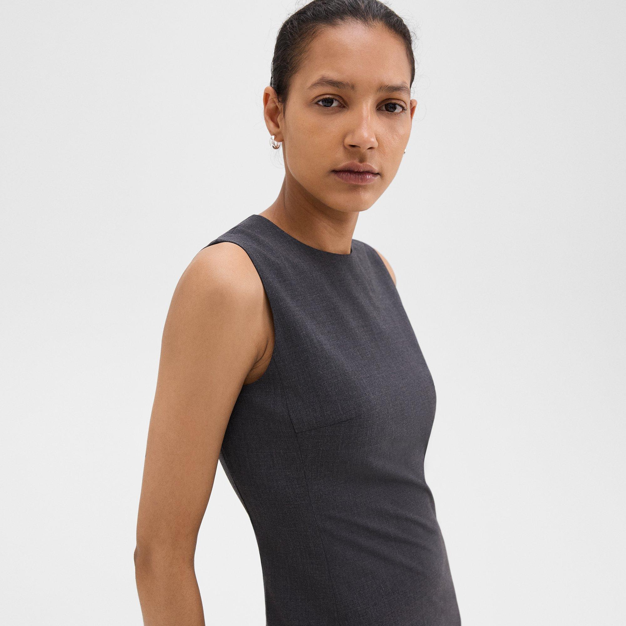 Sleeveless Fitted Dress in Good Wool