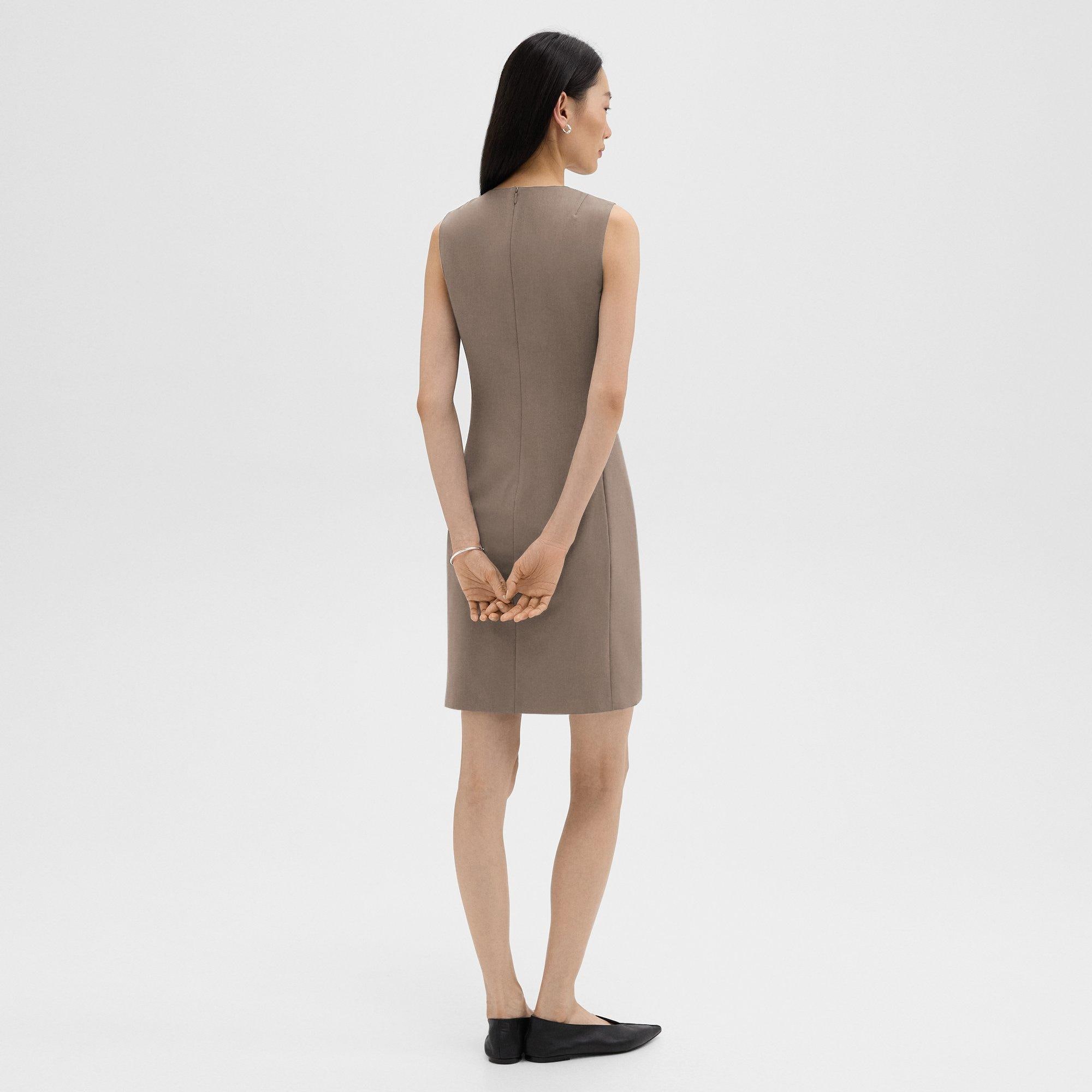 Sleeveless Fitted Dress in Good Wool