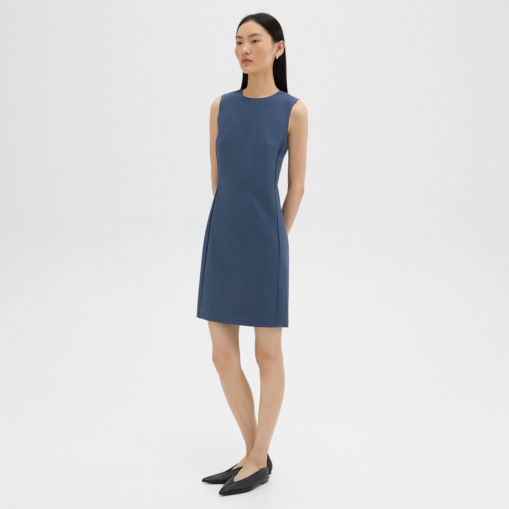 Sleeveless Fitted Dress in Good Wool