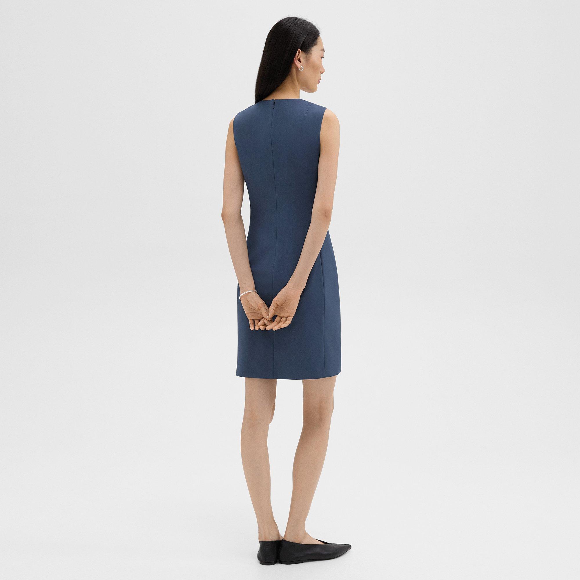 Sleeveless Fitted Dress in Good Wool