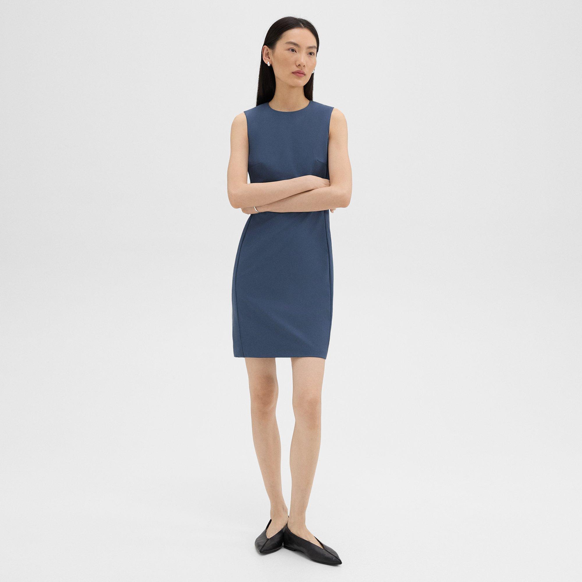 Sleeveless Fitted Dress in Good Wool