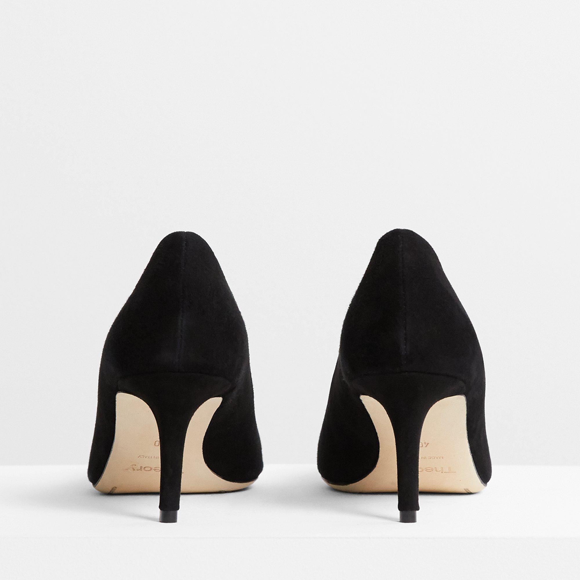 City 70 Pump in Suede