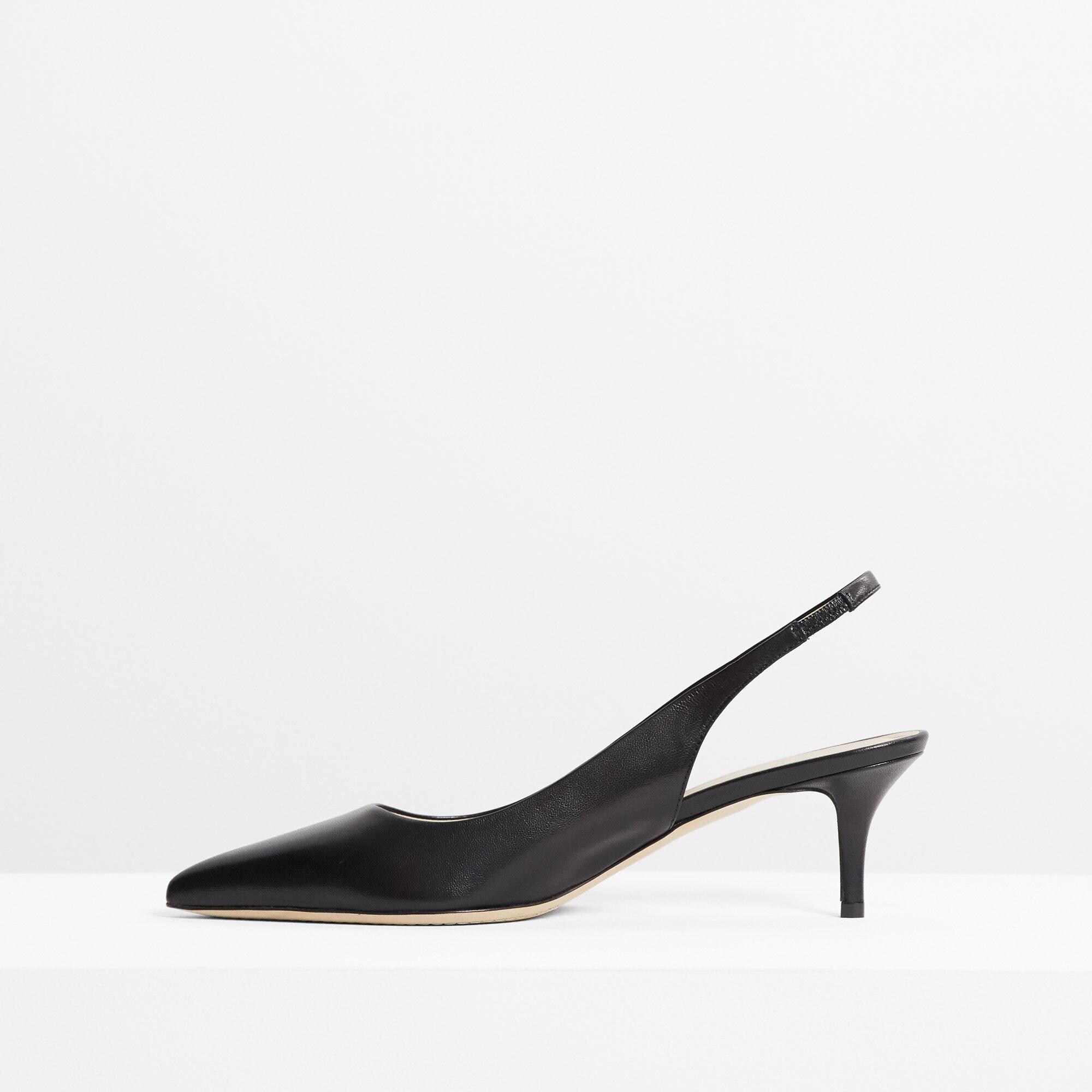 Fine Toe Slingback Shoes in Black Leather