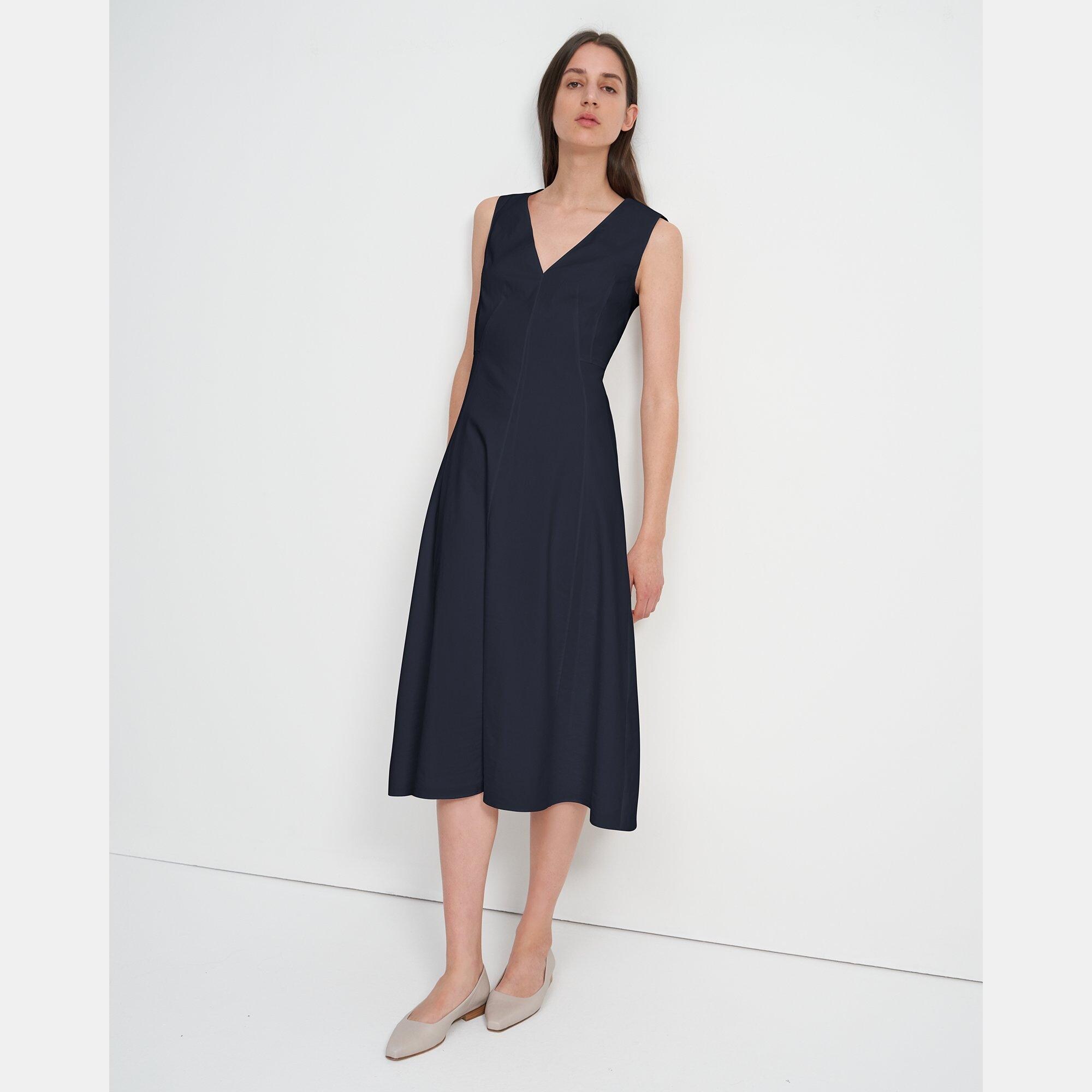 Good Linen Seamed V-Neck Dress | Theory