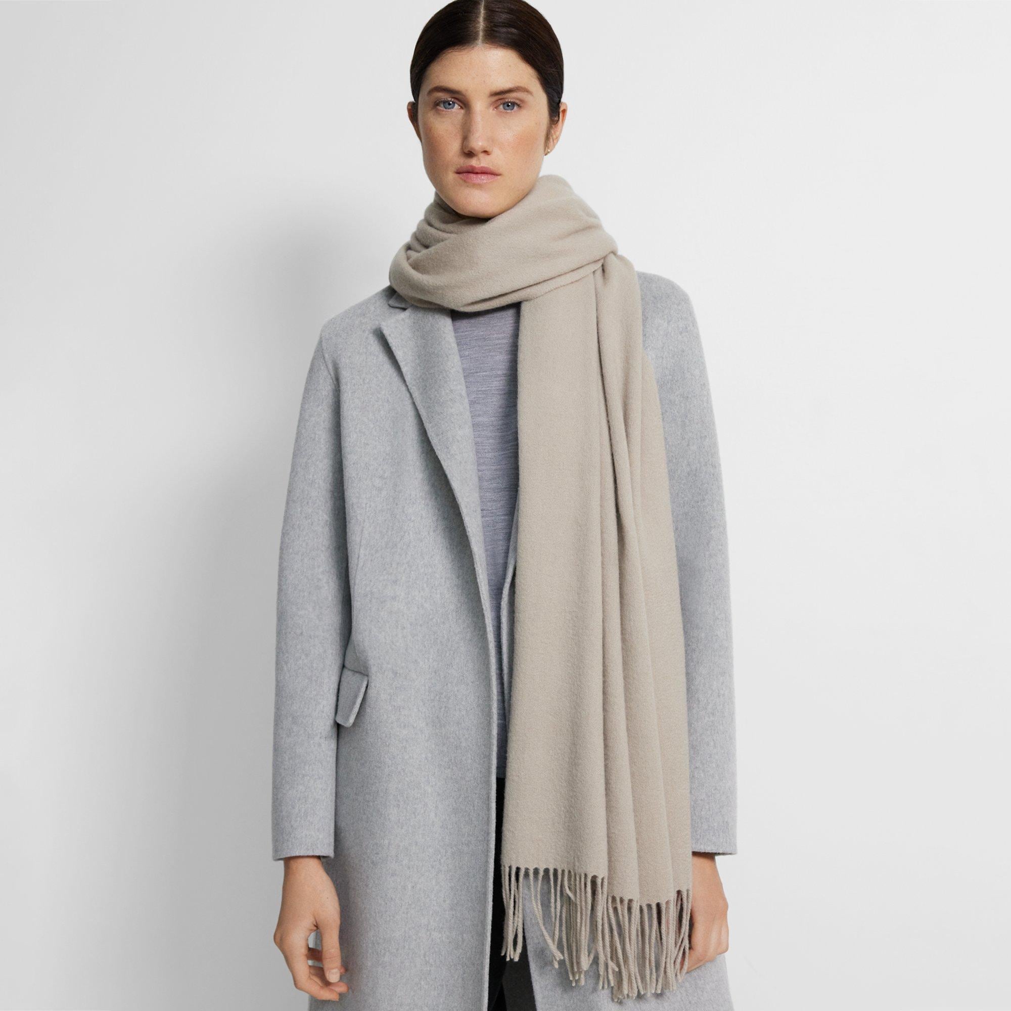 Classic Scarf in Cashmere