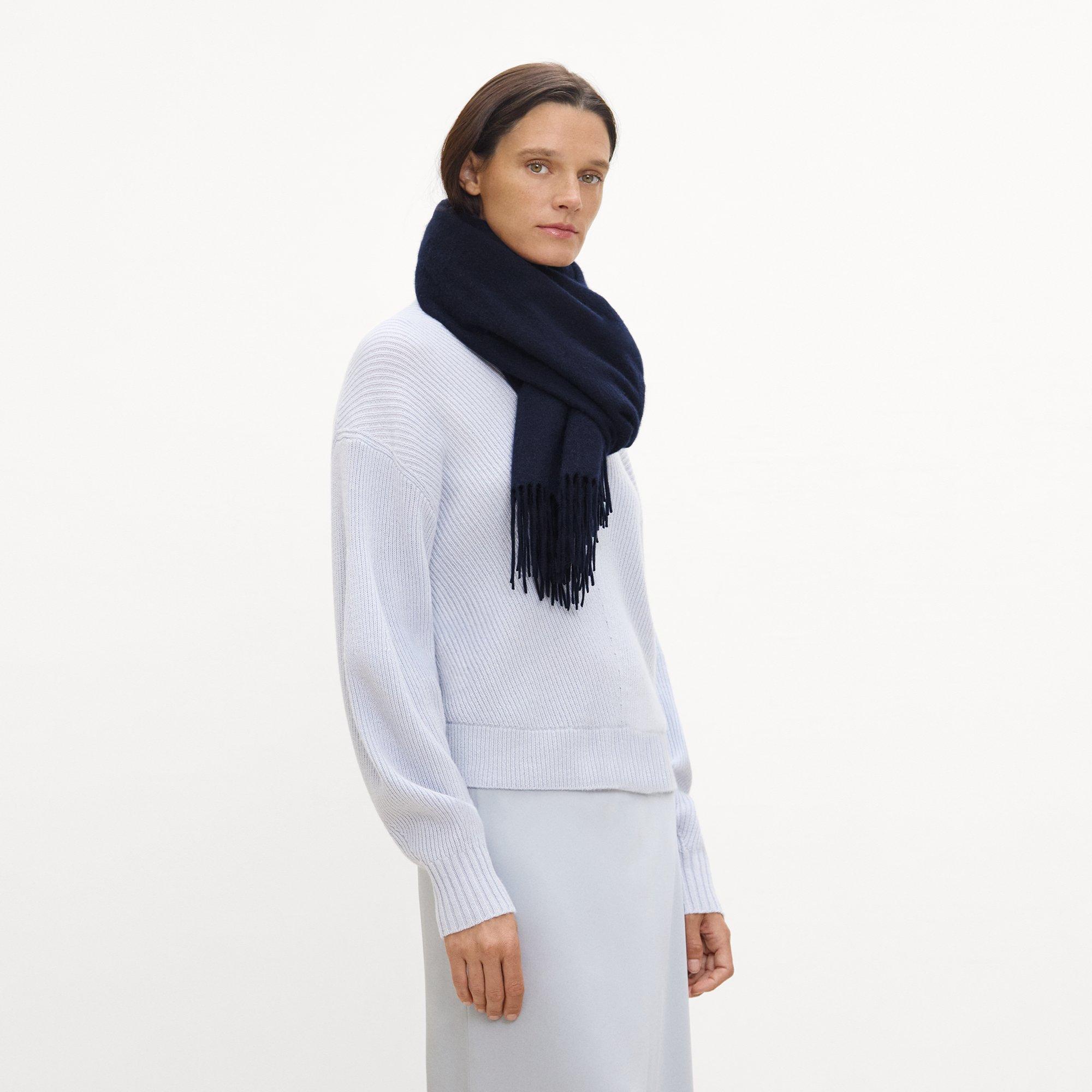 Classic Scarf in Cashmere