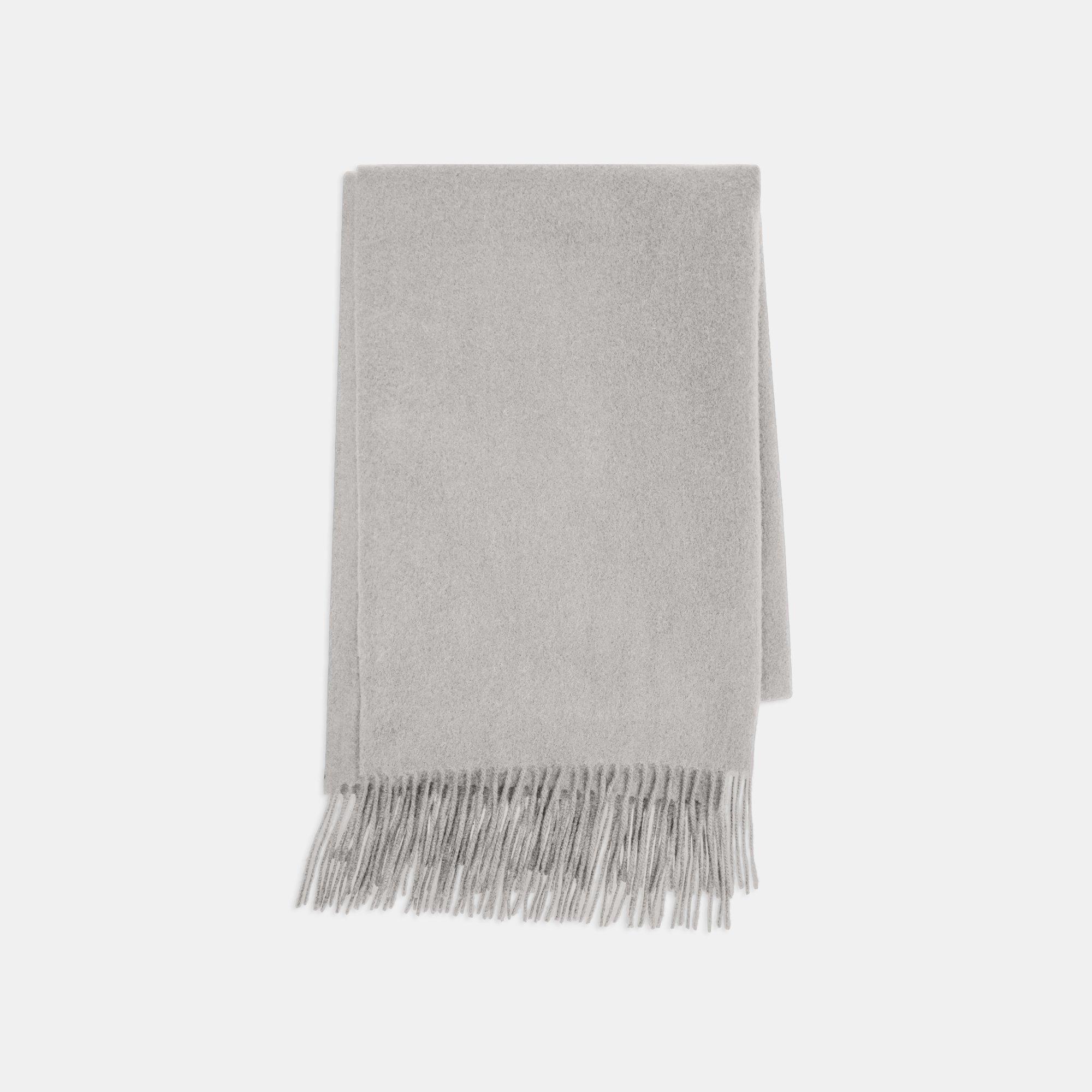 Classic Scarf in Cashmere