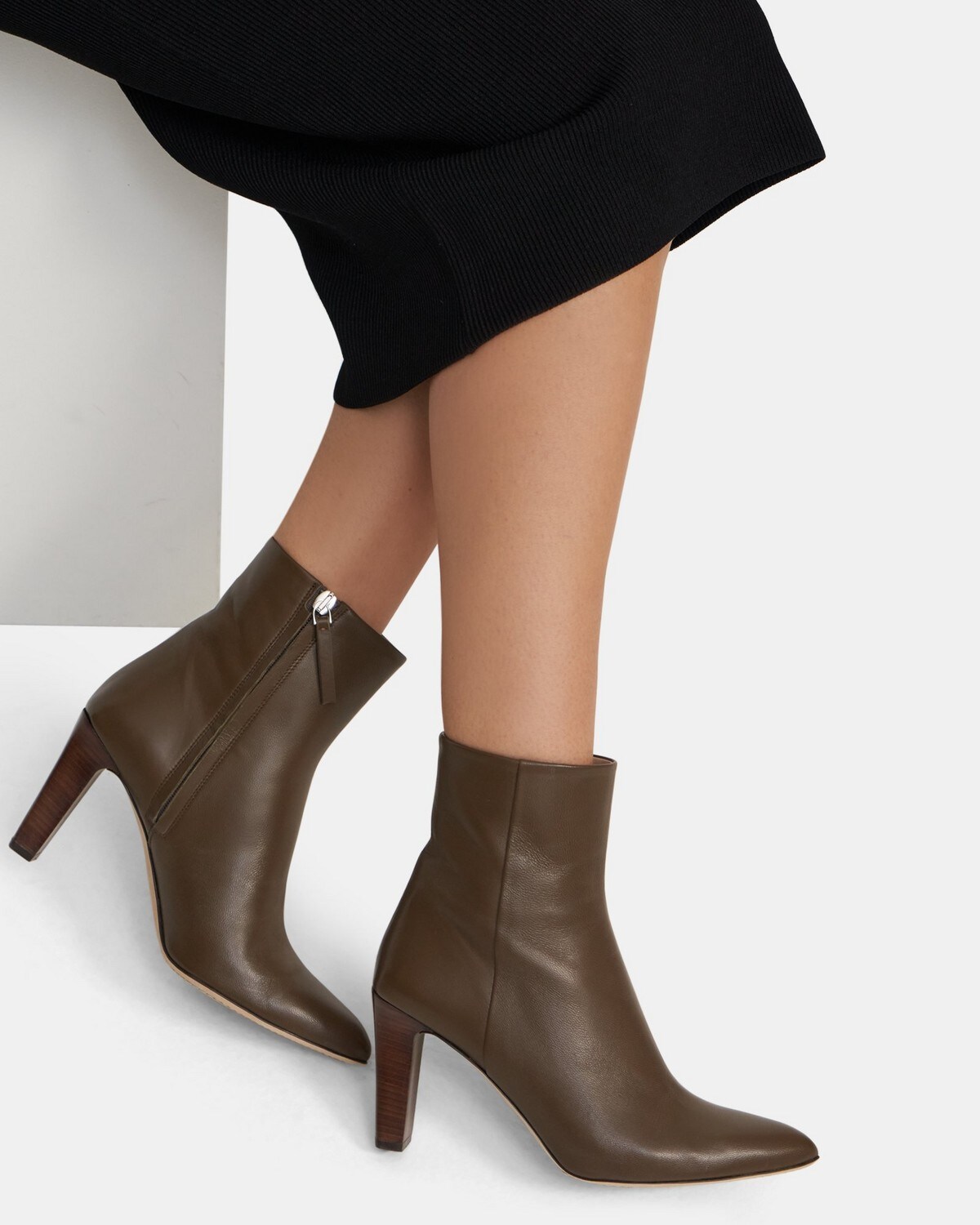 Side Seam Bootie in Leather