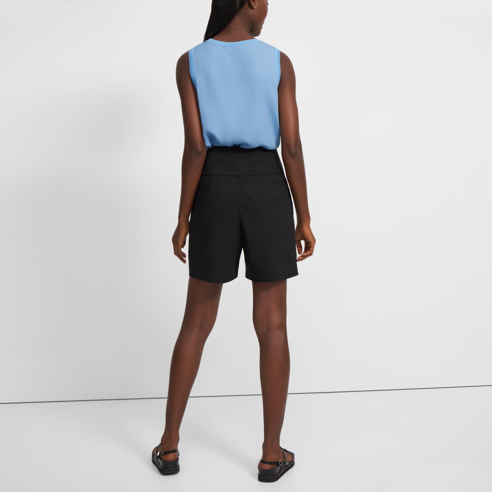 Pleated Carrot Short in Good Linen
