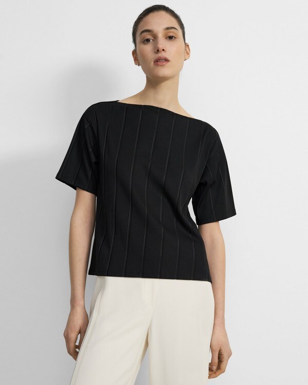 Straight Tee in Ribbed Stretch Knit