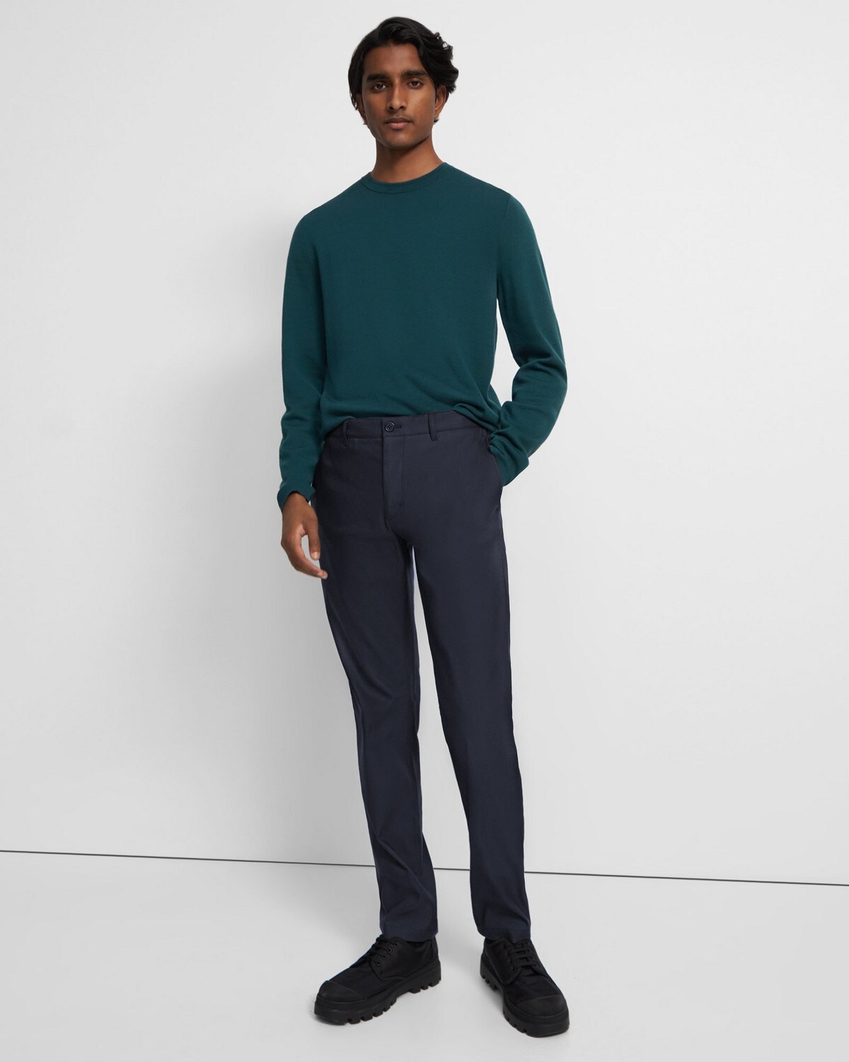 Classic-Fit Pant in Tech Cotton