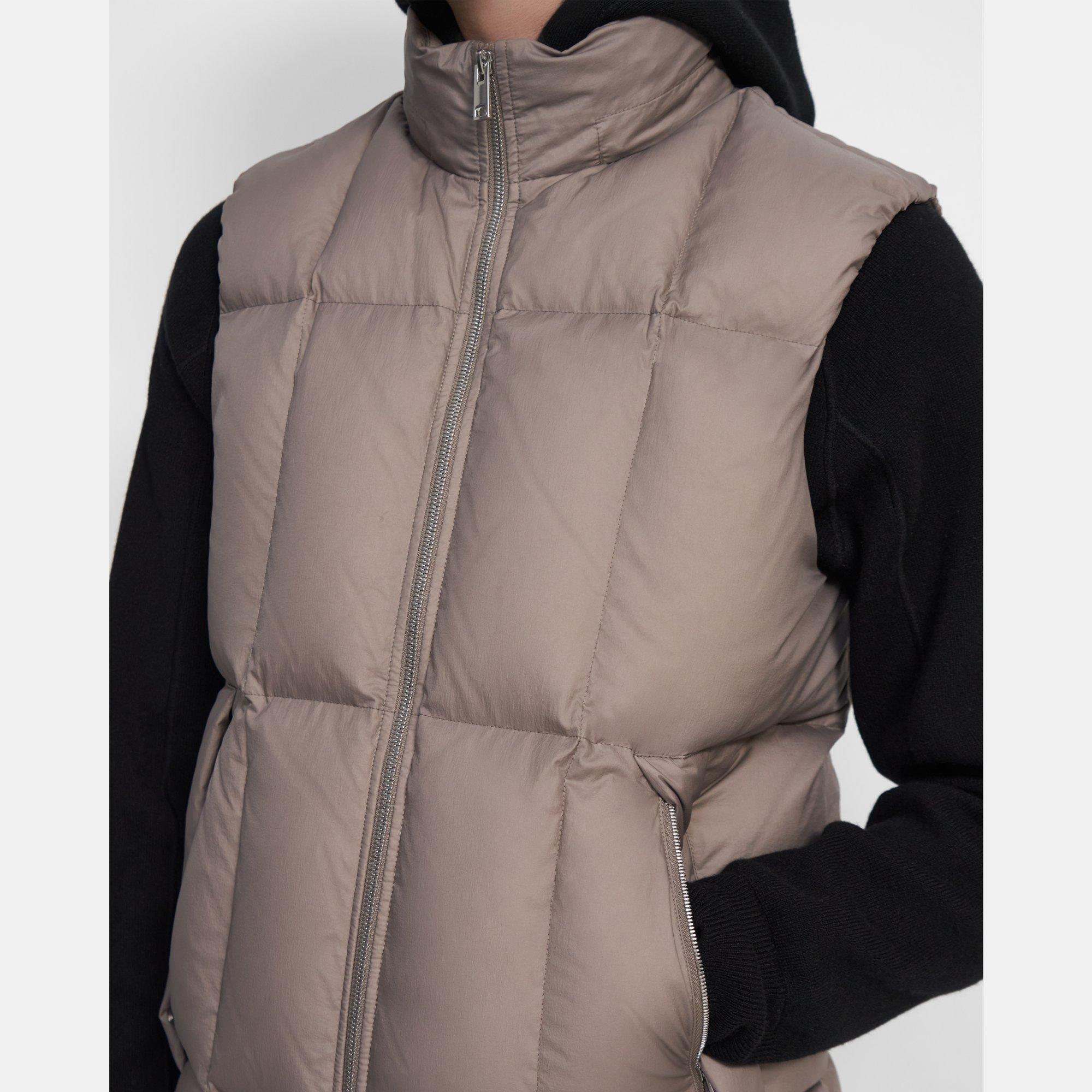 Puffer Vest in Water-Resistant Nylon