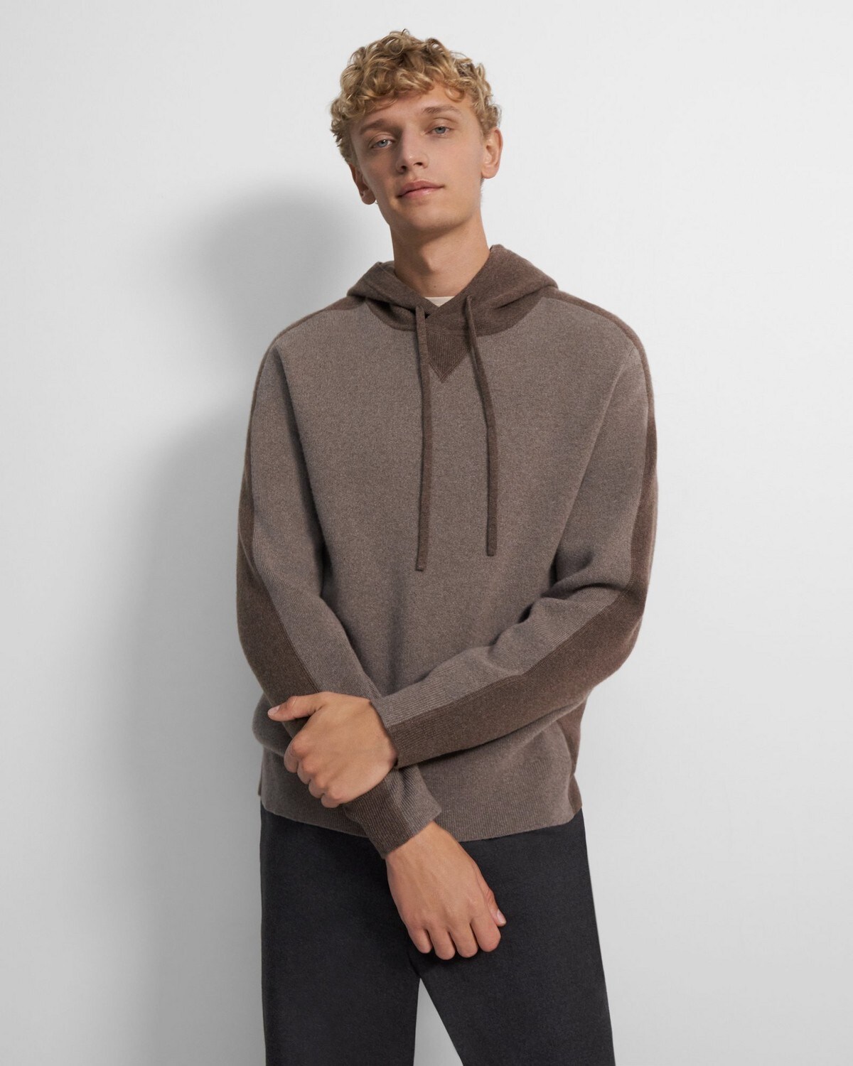 Two-Tone Hoodie in Wool-Cashmere