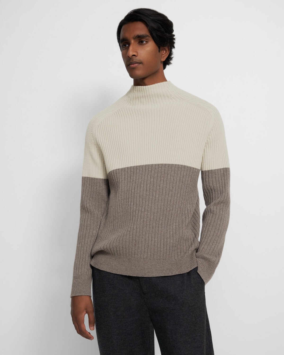 Mock Neck Sweater in Wool-Cashmere