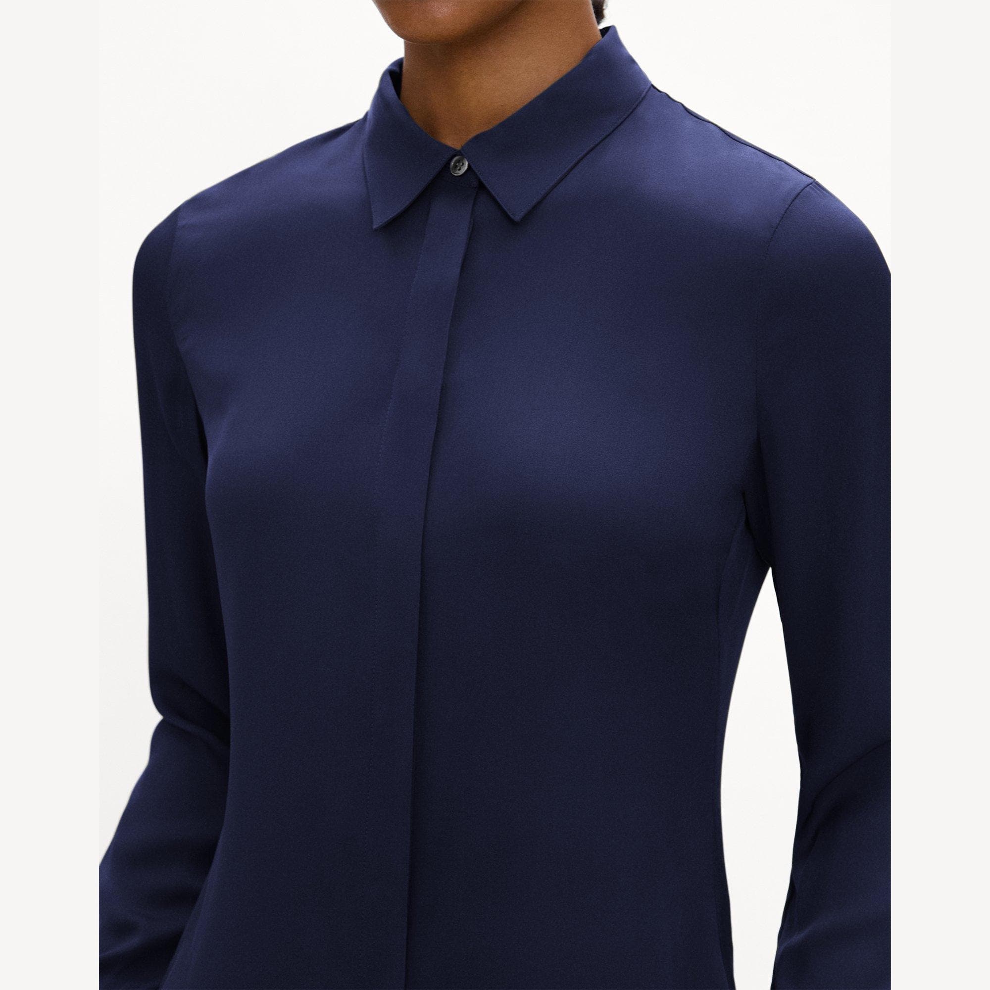 Fitted Shirt in Silk Georgette