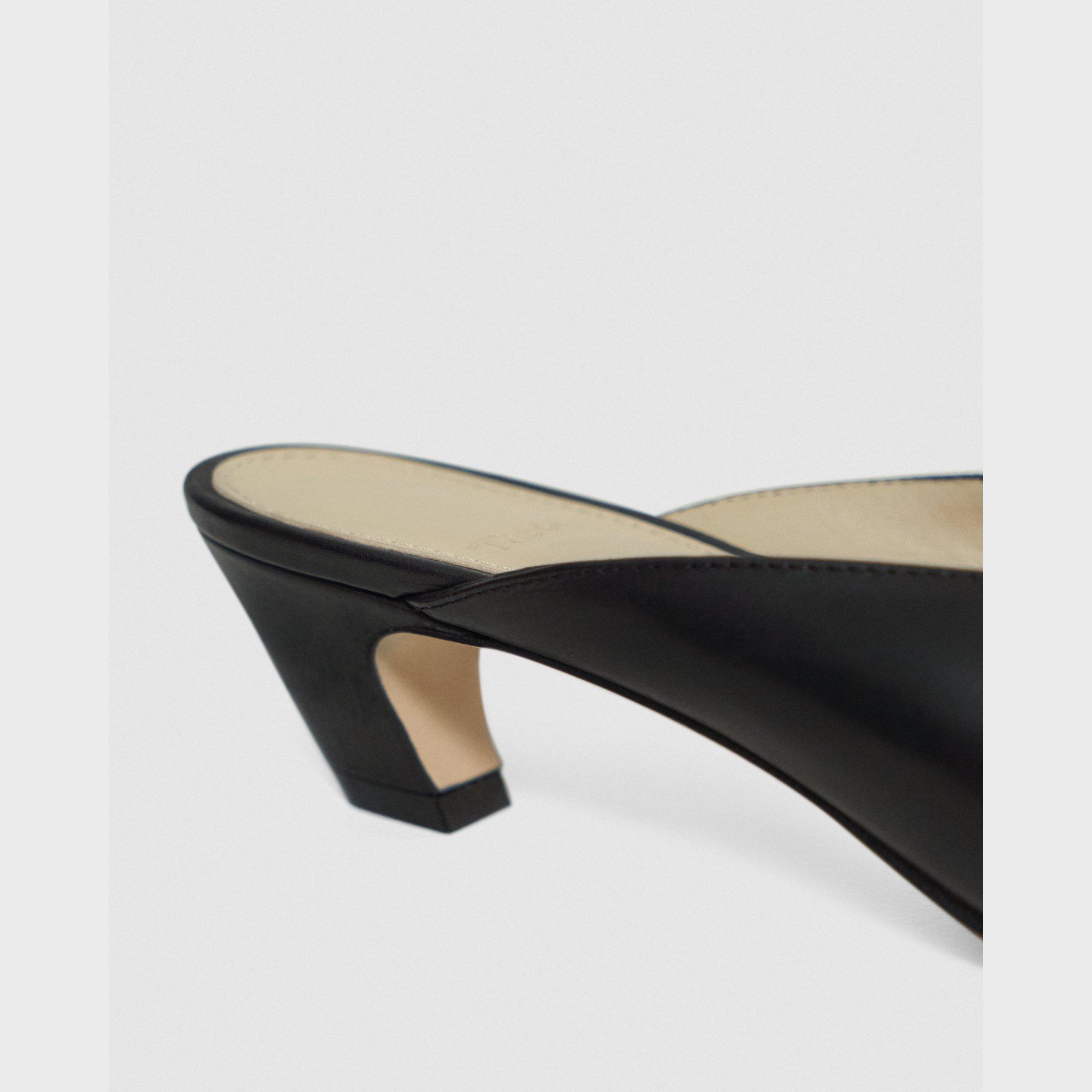 Soft Square Toe Mule in Leather
