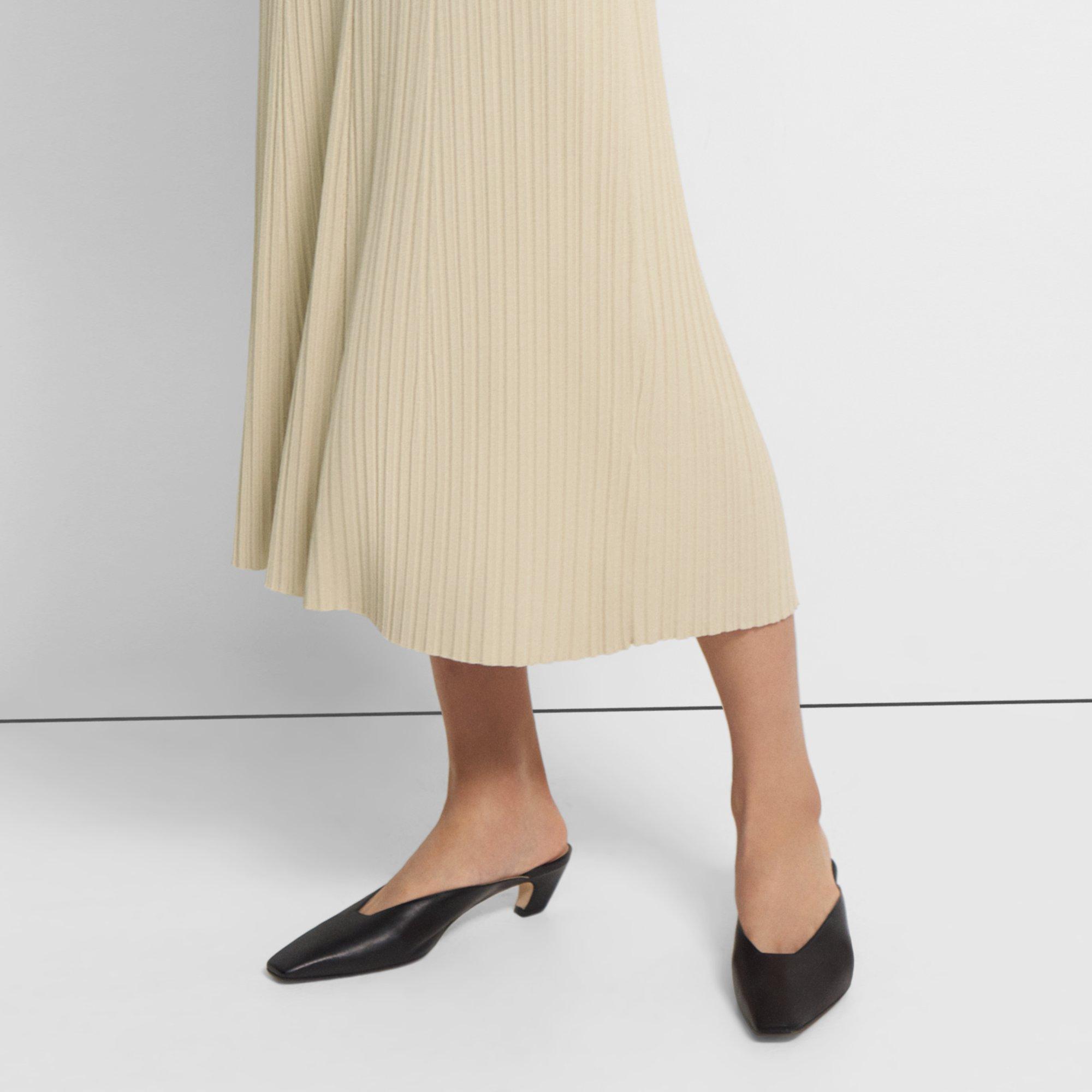 Soft Square Toe Mule in Leather