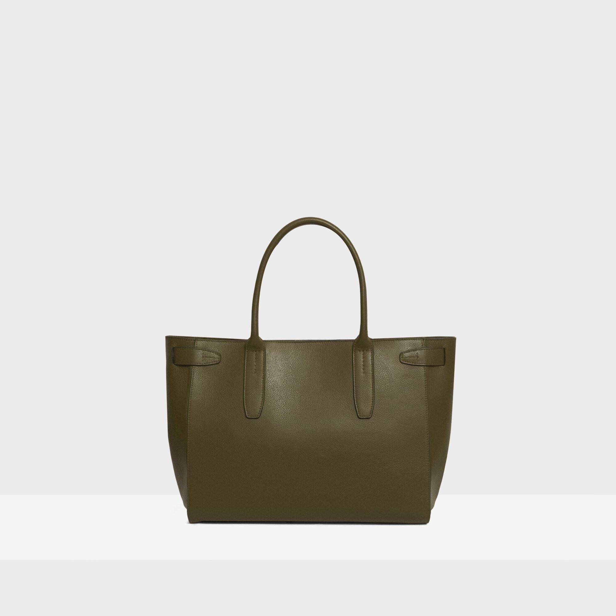 Pleated Carryall in Leather