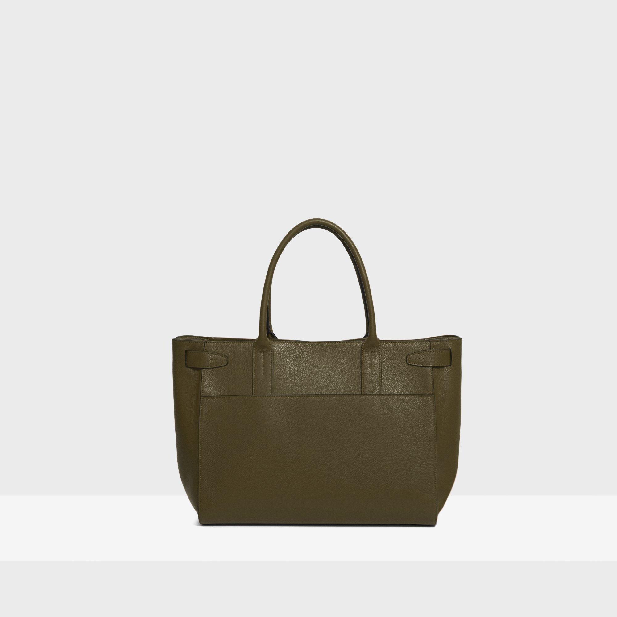 Pleated Carryall in Leather