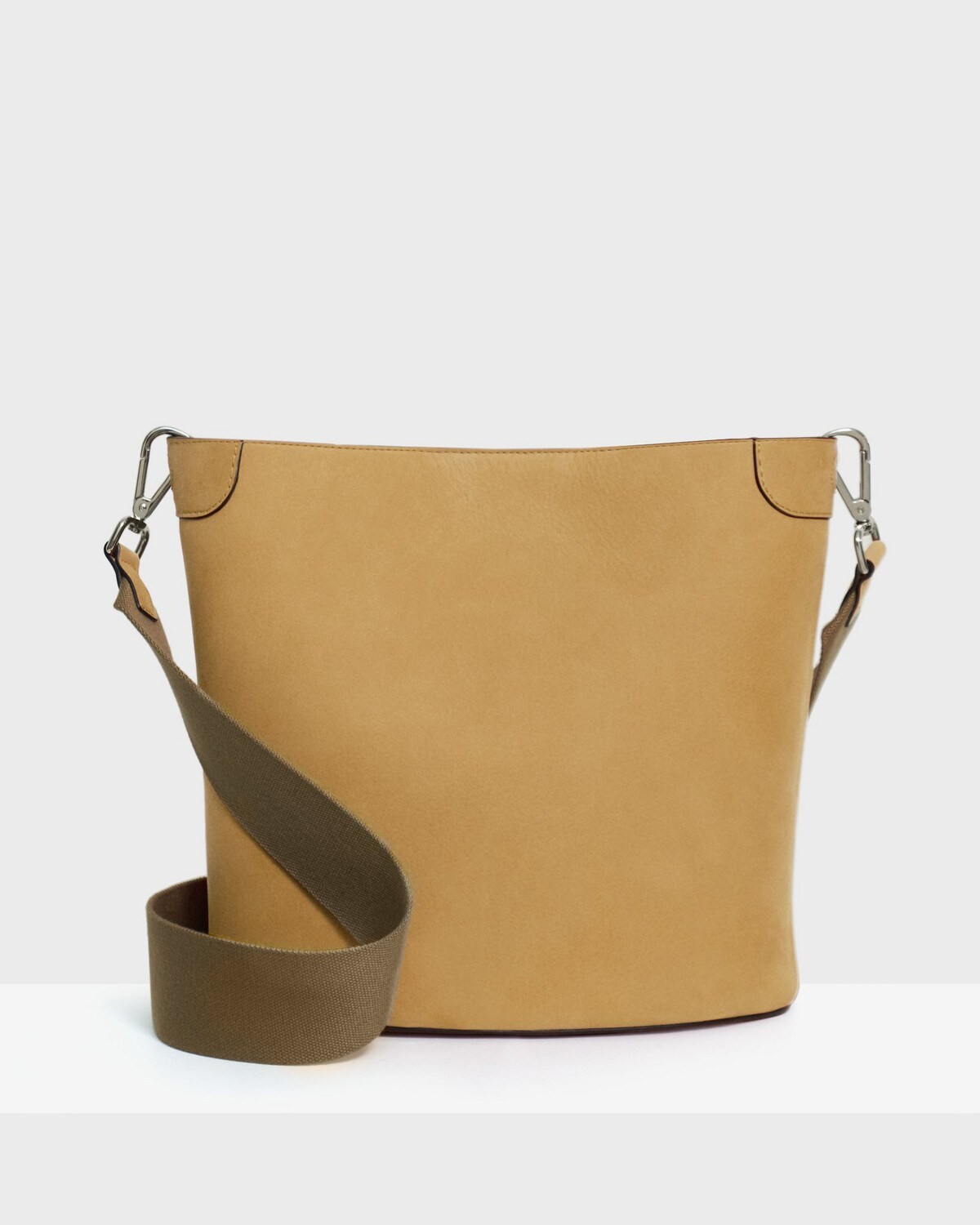 Bucket Bag in Nubuck Leather