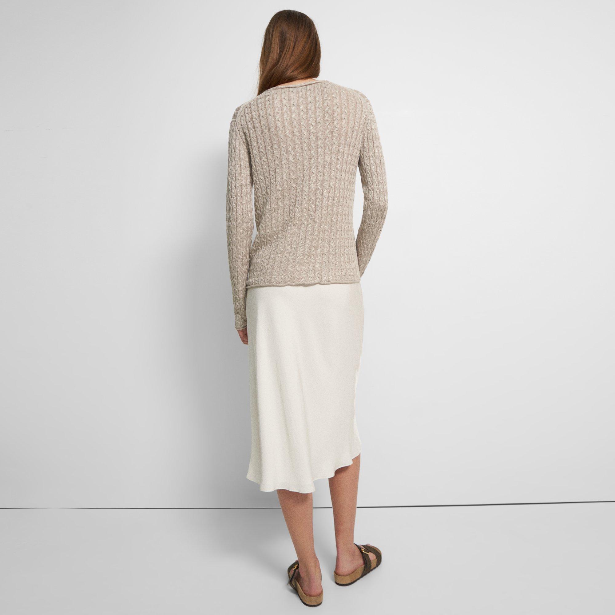V-Neck Sweater in Cable Knit Linen