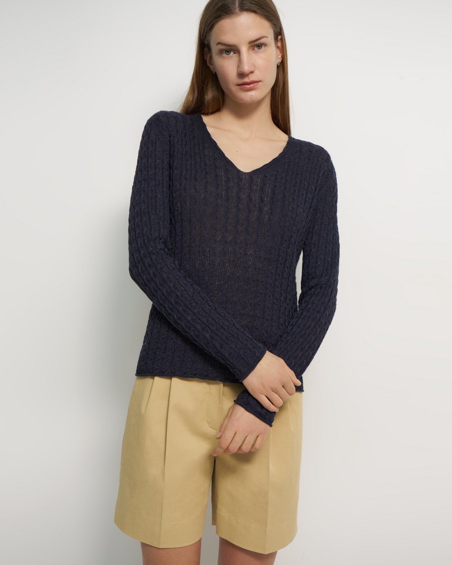 V-Neck Sweater in Cable Knit Linen
