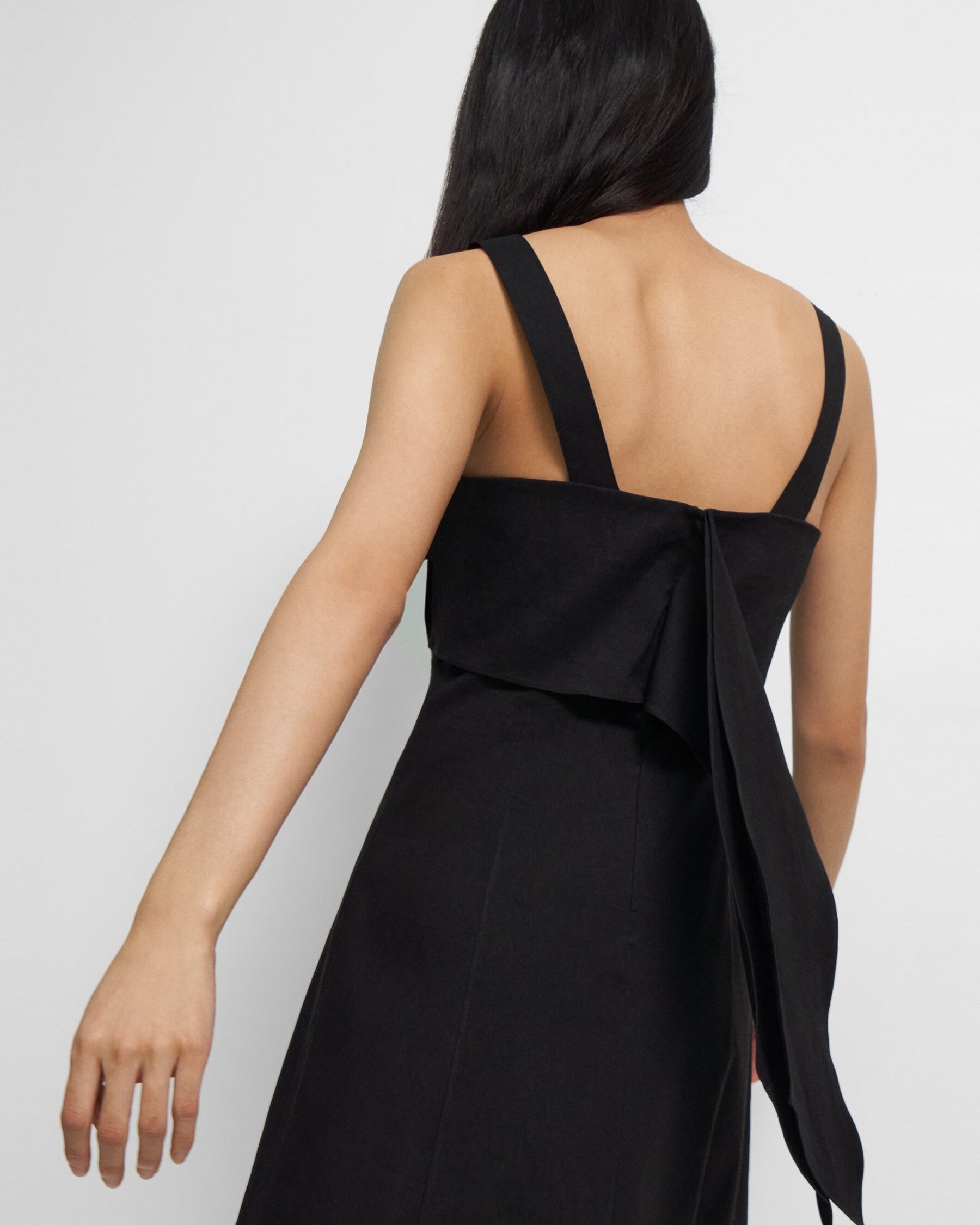 Drape-Back Dress in Good Linen