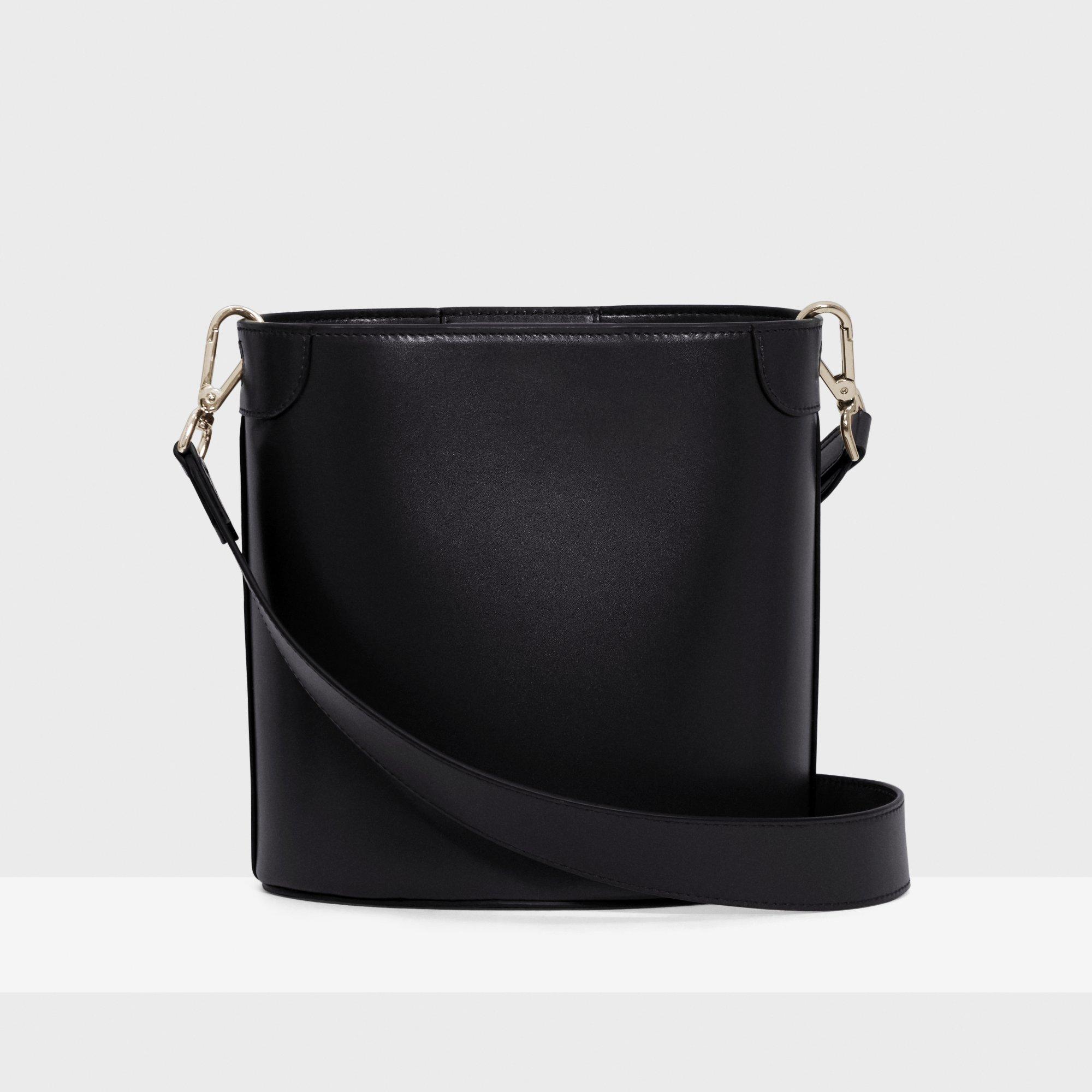 Small Bucket Bag in Leather