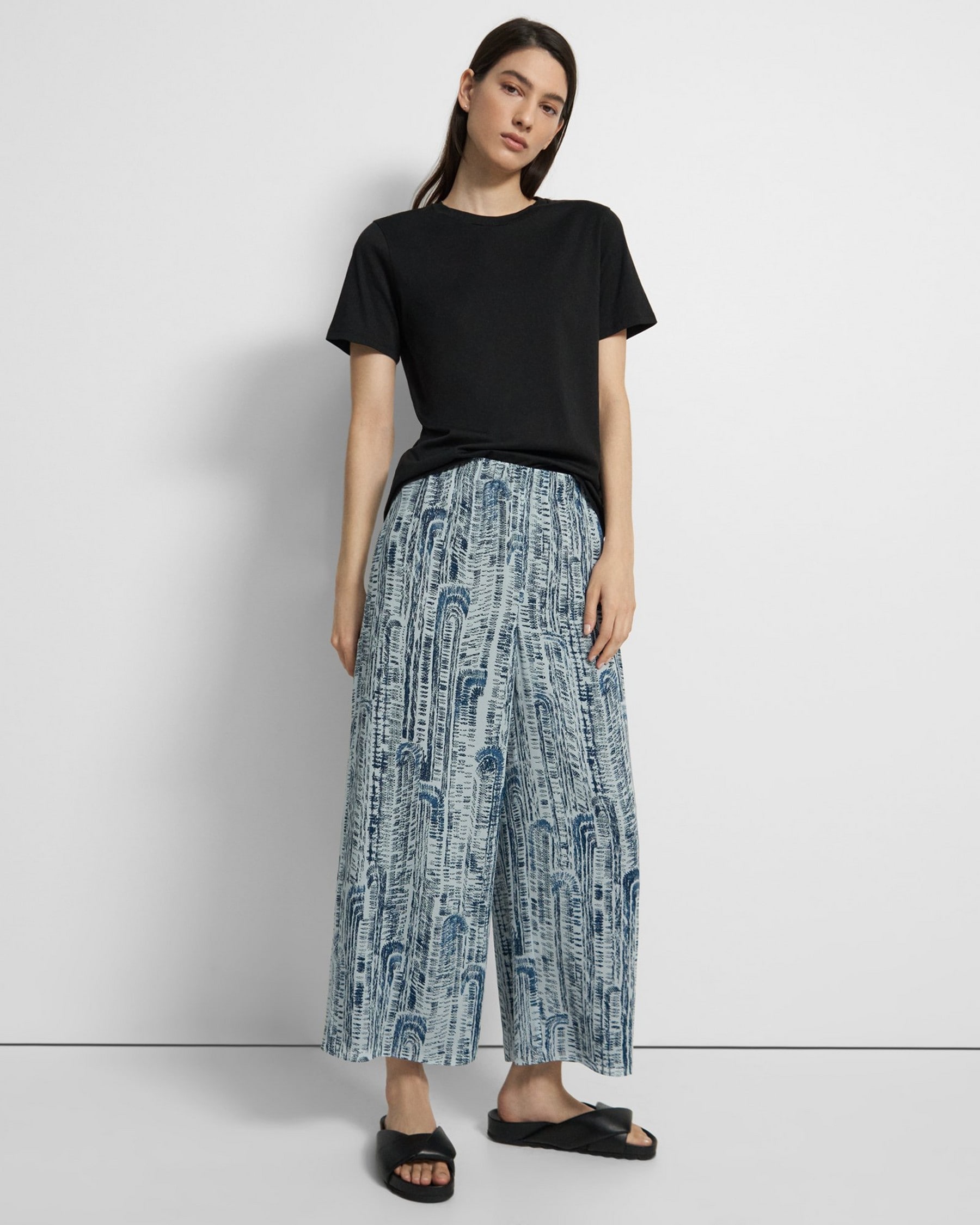 Theory Easy Wide Pull-On Pant in Block Printed Silk