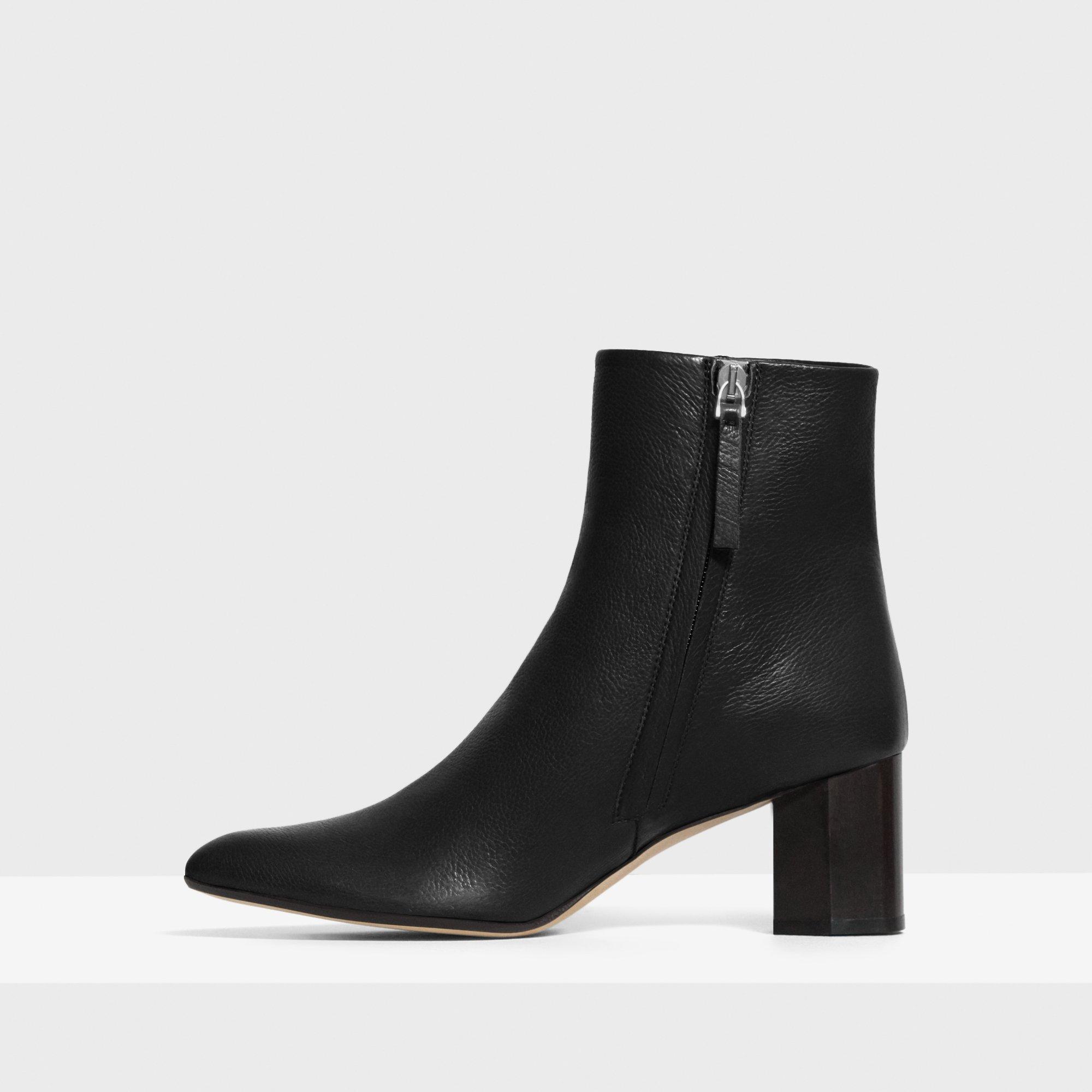 Hexa Bootie in Leather