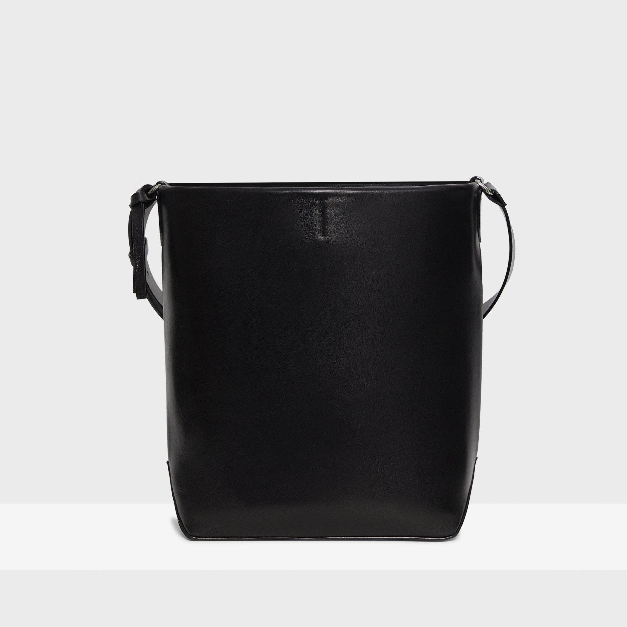 Sling Bag in Leather