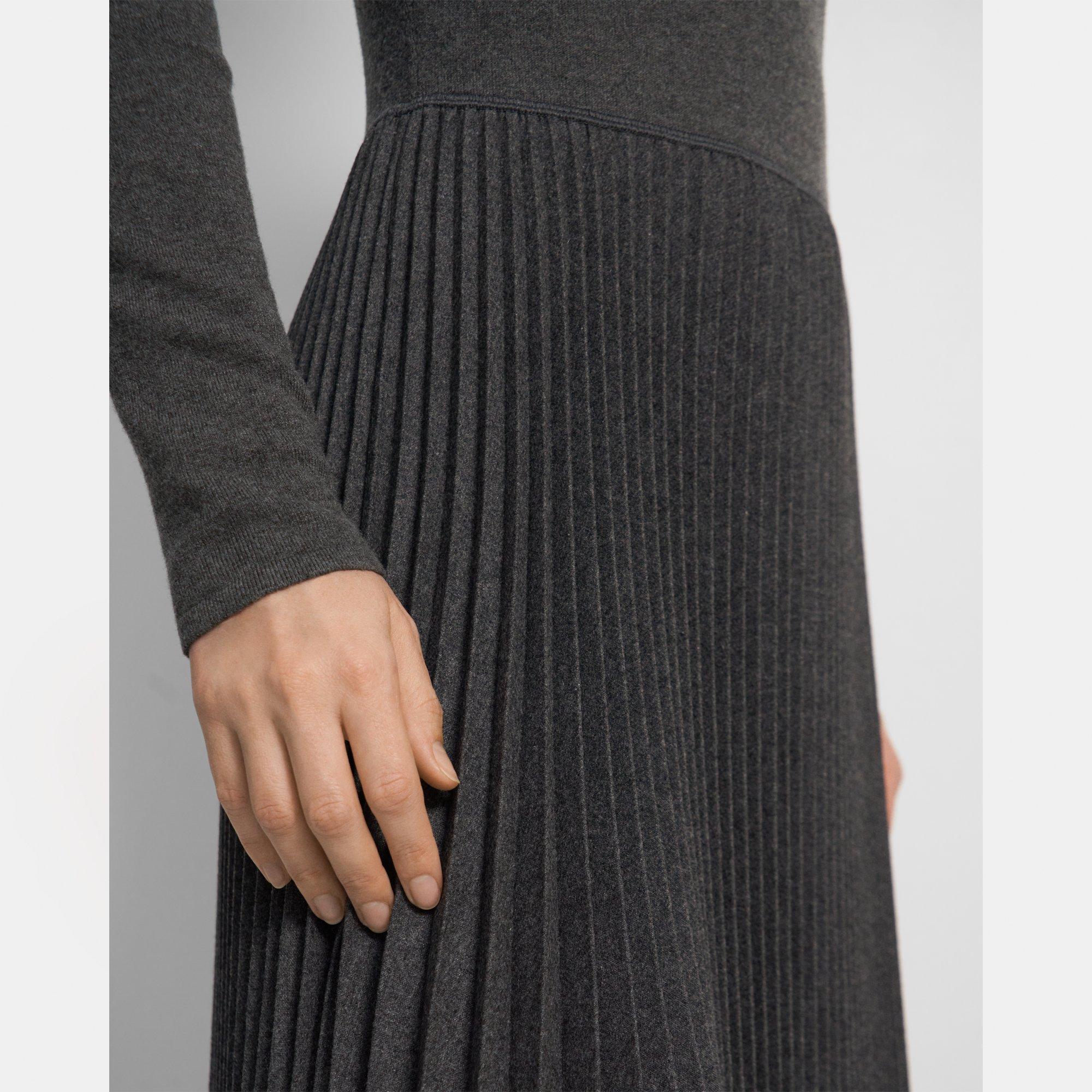 Pleated Long Sleeve Dress in Wool-Blend Flannel