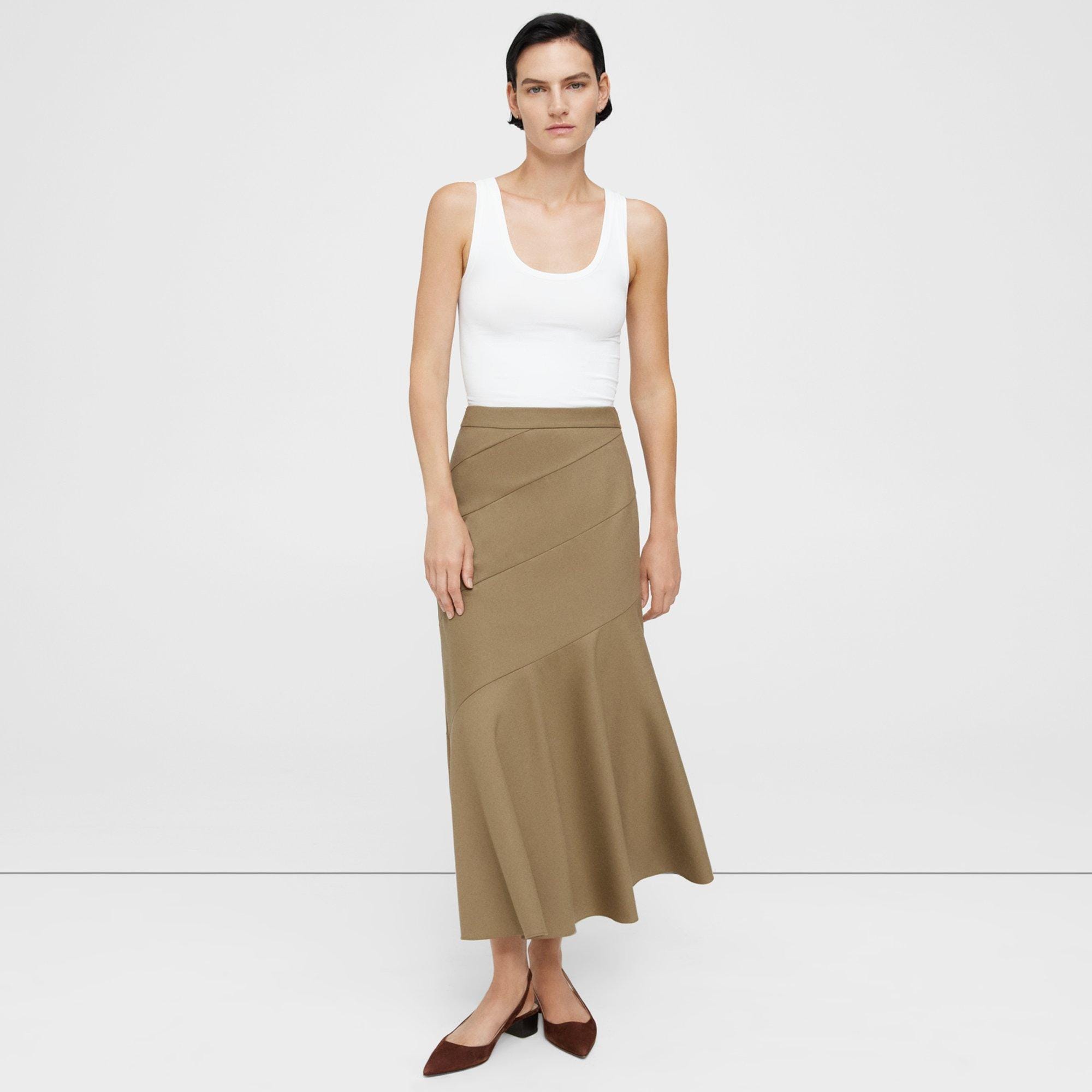 Pleated Skirt in Recycled Satin