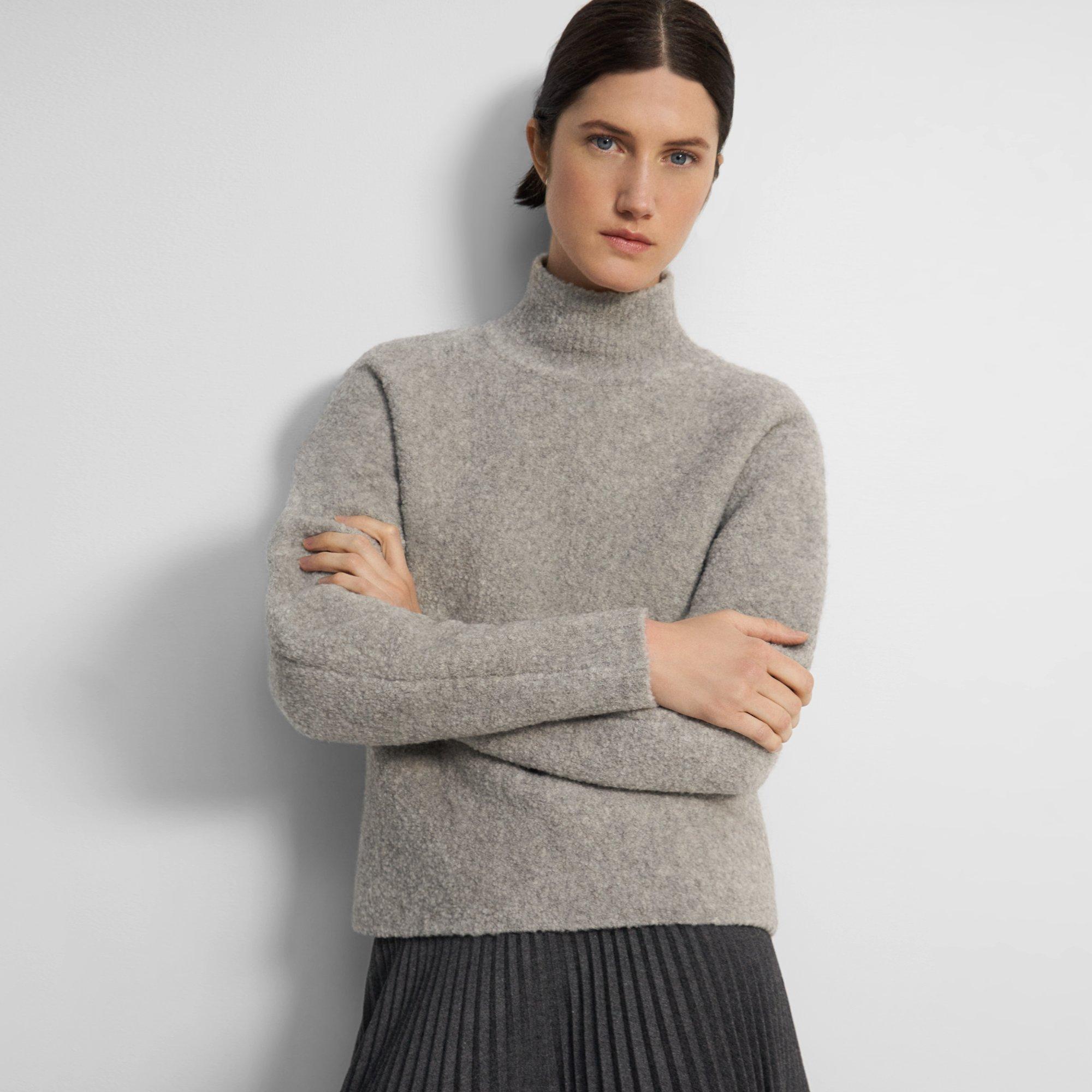 Übergroßer Pullover mit Rollkragen aus Woll-Bouclé